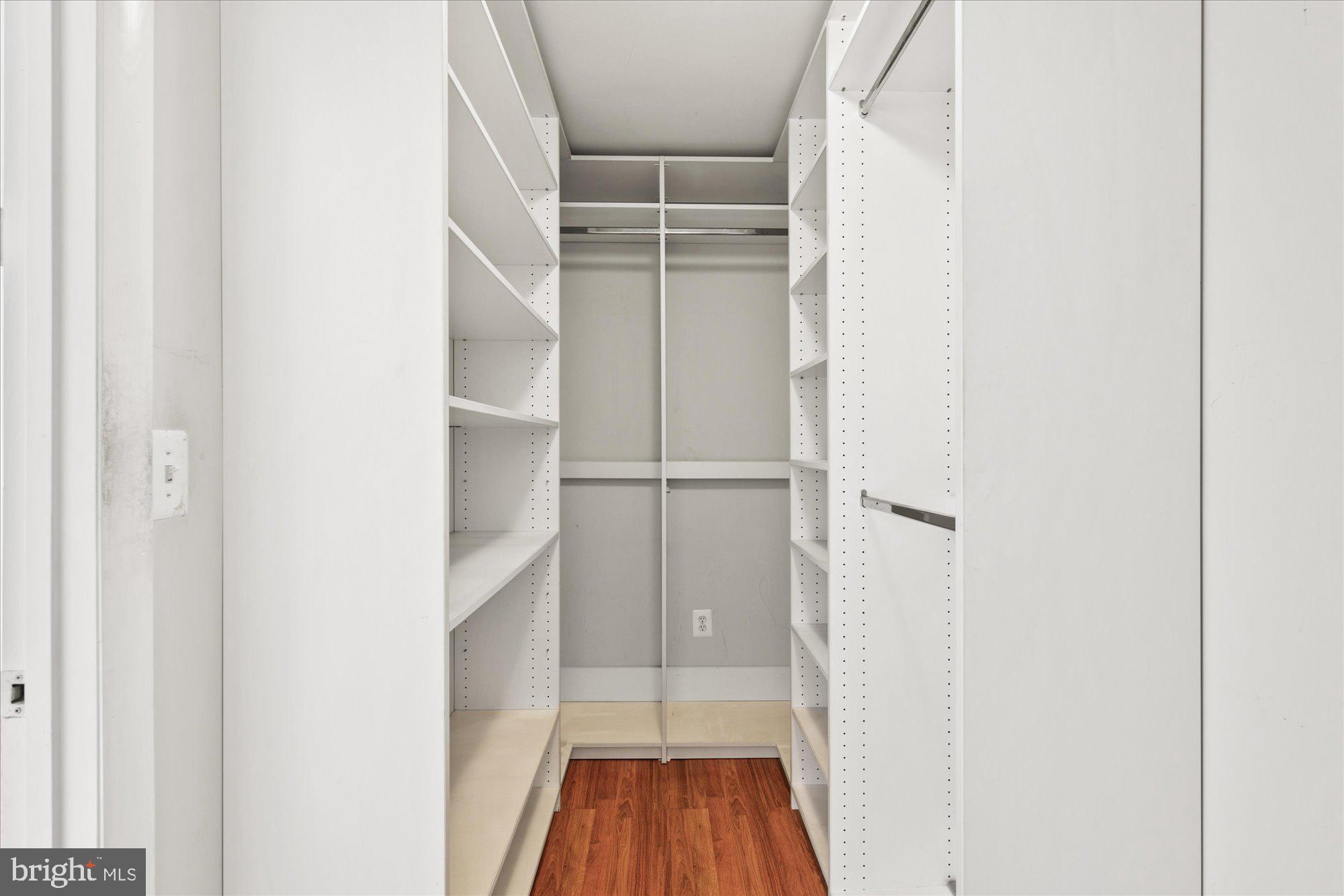 5617 BELLINGTON AVENUE