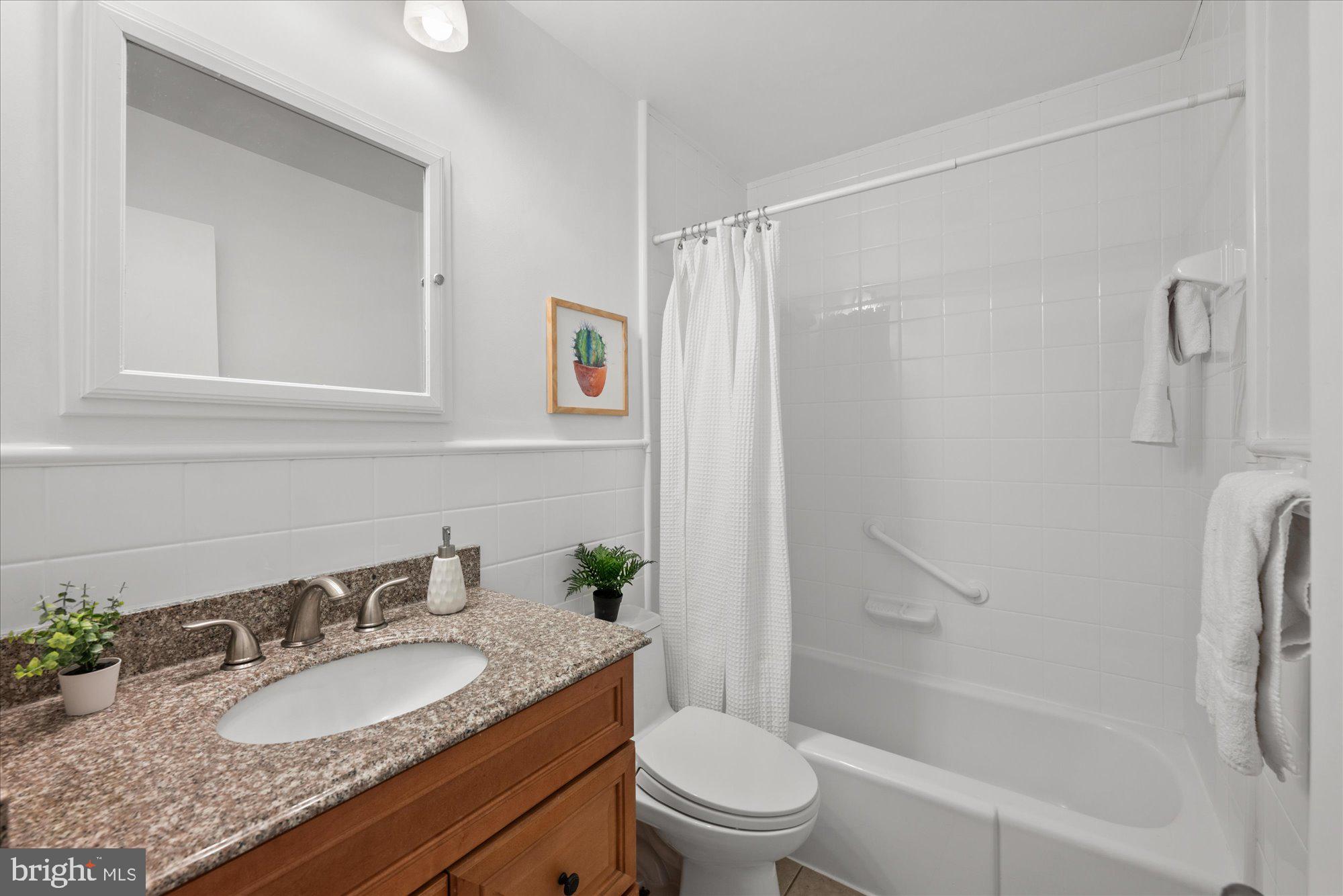 5617 BELLINGTON AVENUE