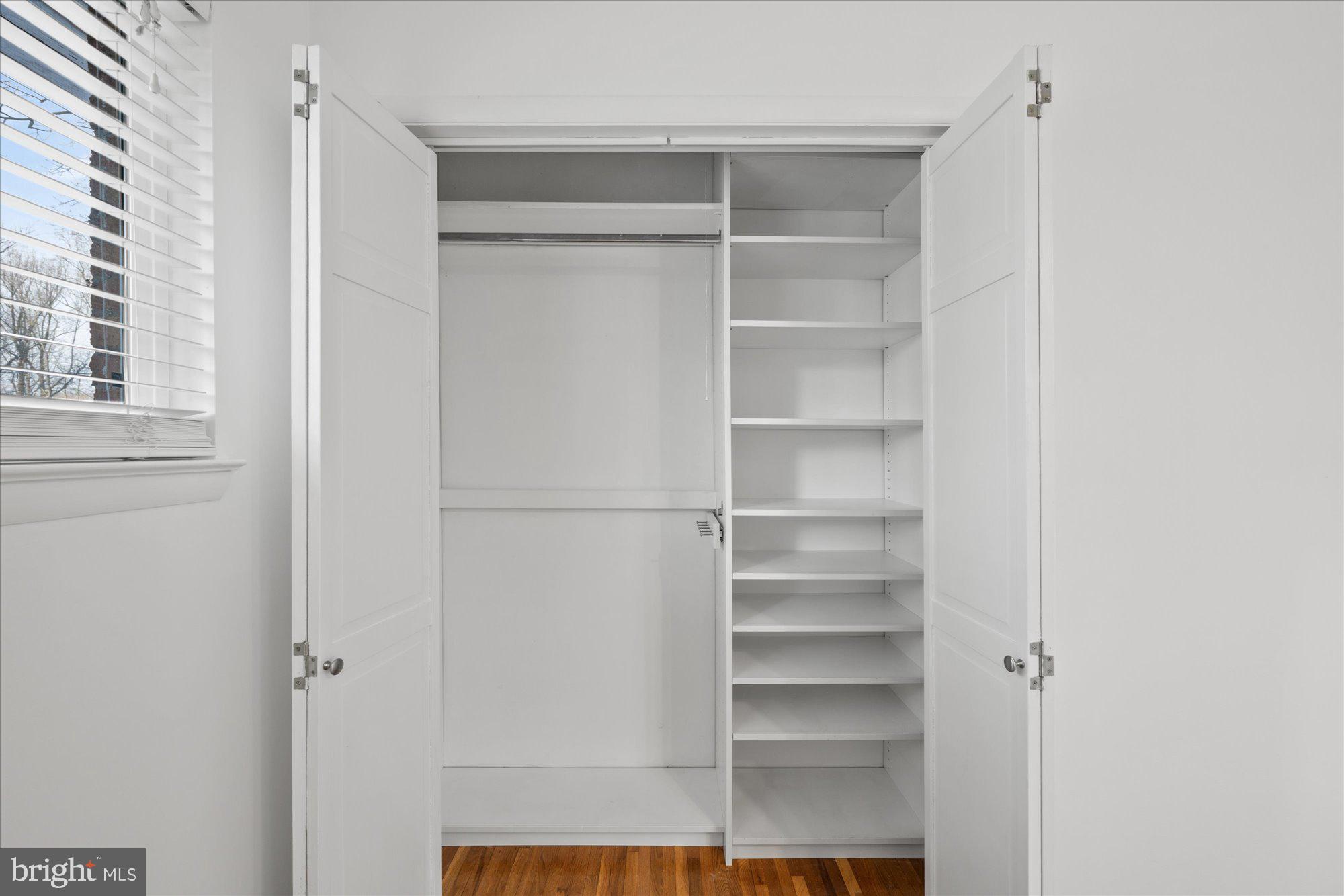 5617 BELLINGTON AVENUE