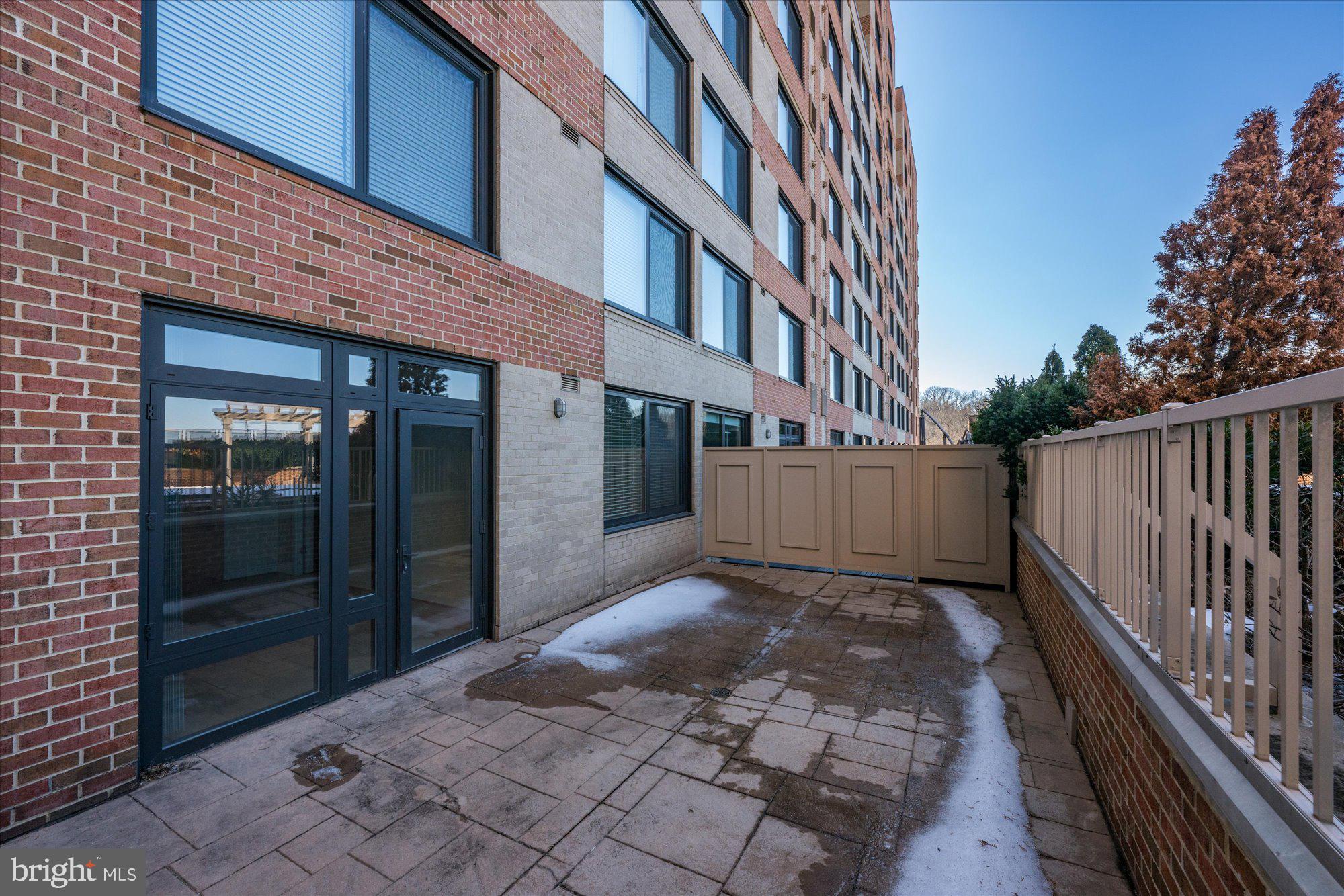 2451 MIDTOWN AVENUE 724