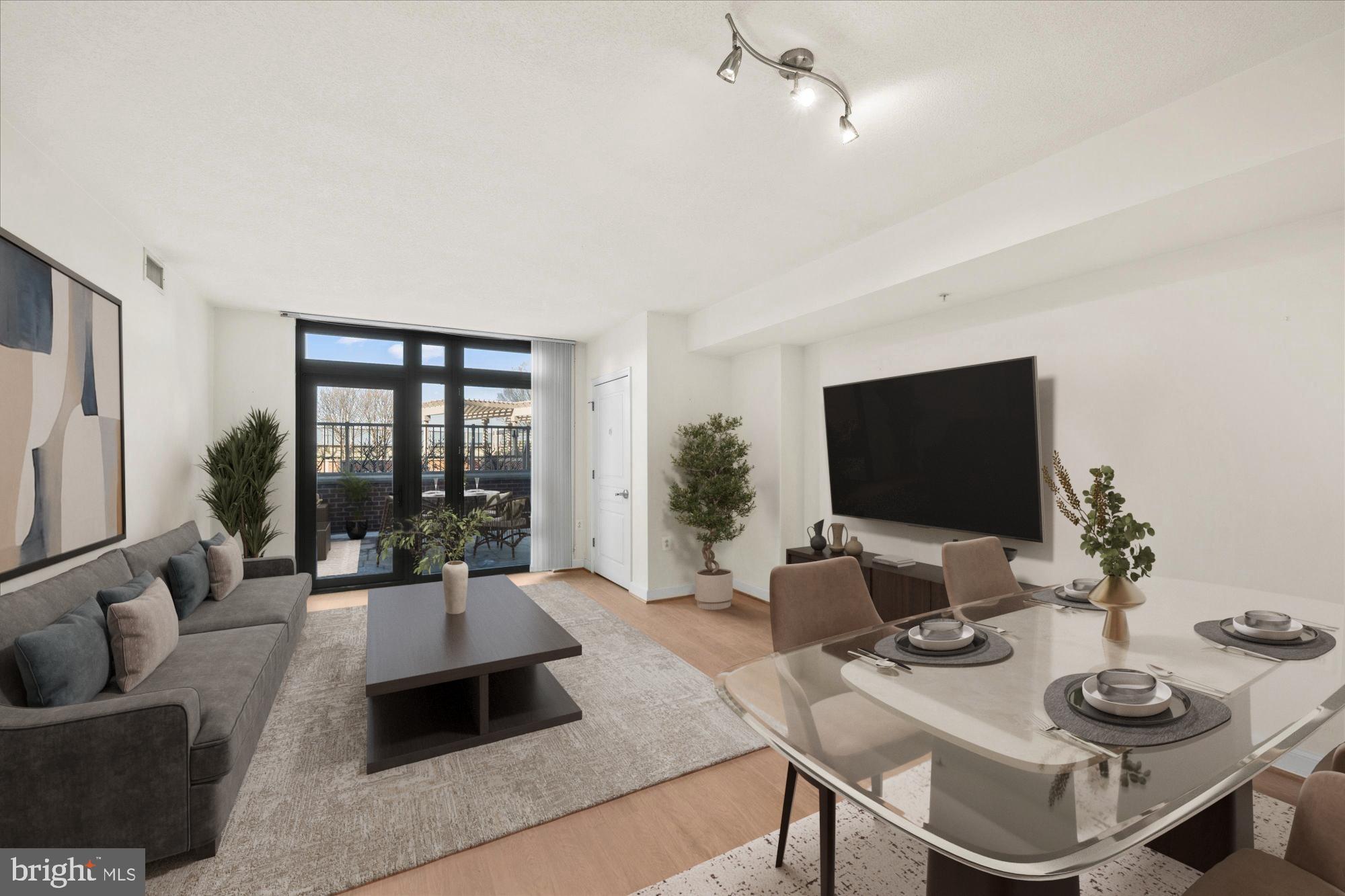 2451 MIDTOWN AVENUE 724