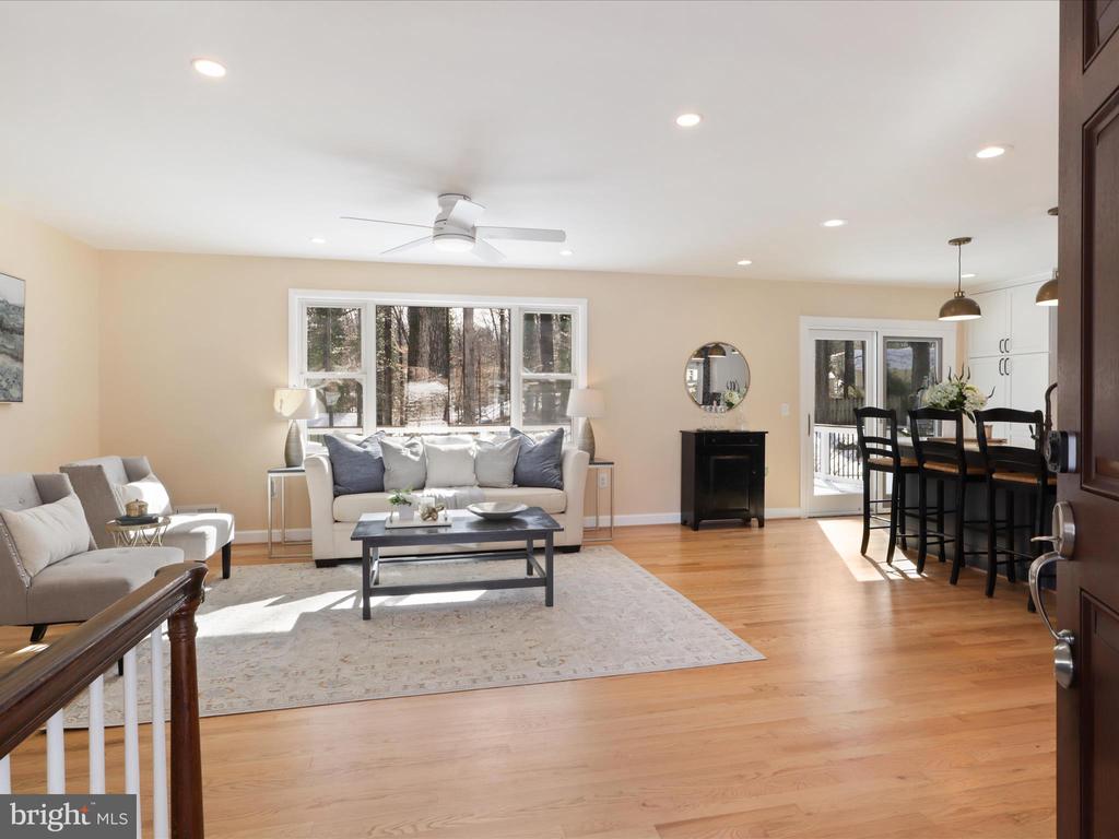 4937 RED FOX DRIVE