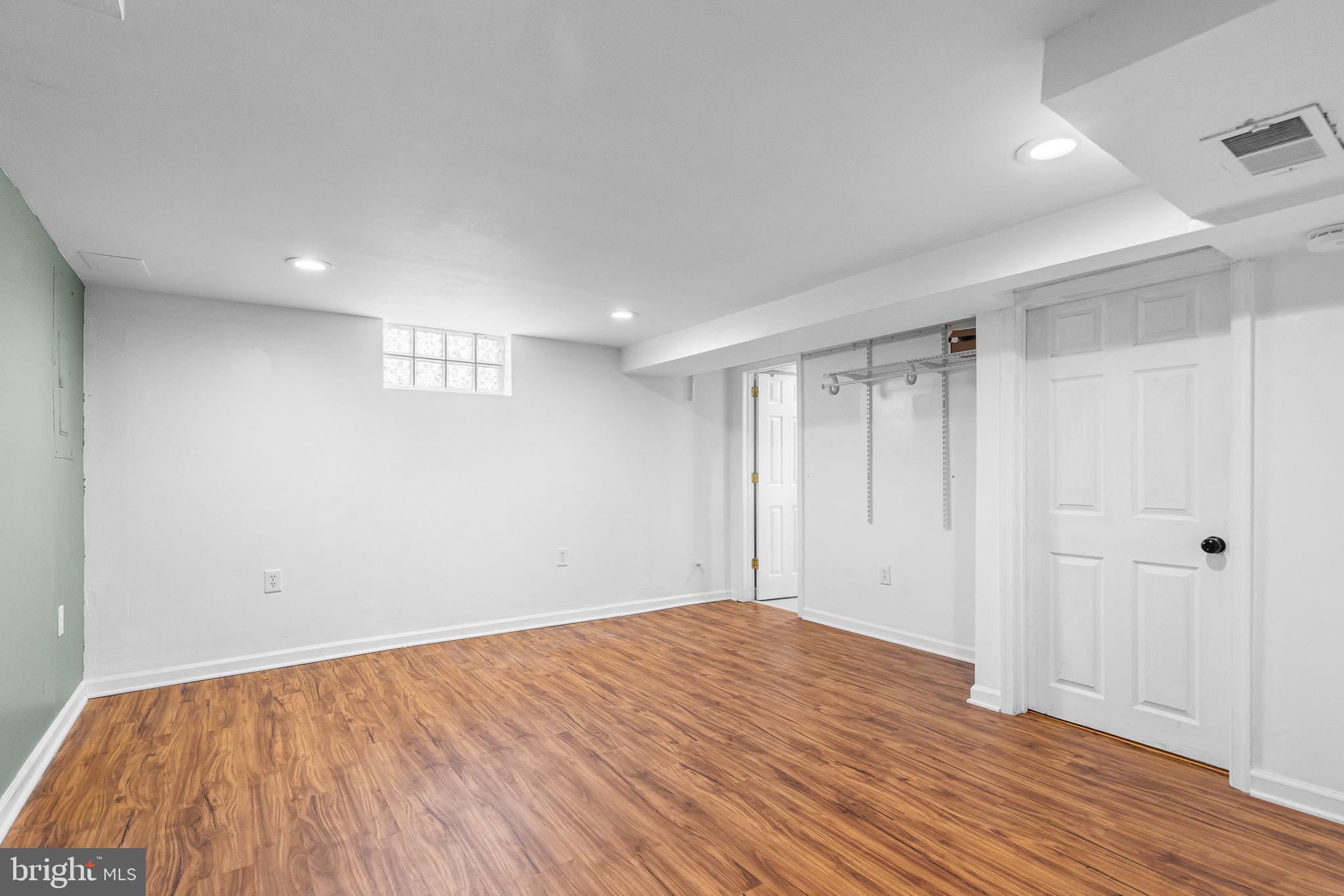 2318 RIVERVIEW TERRACE