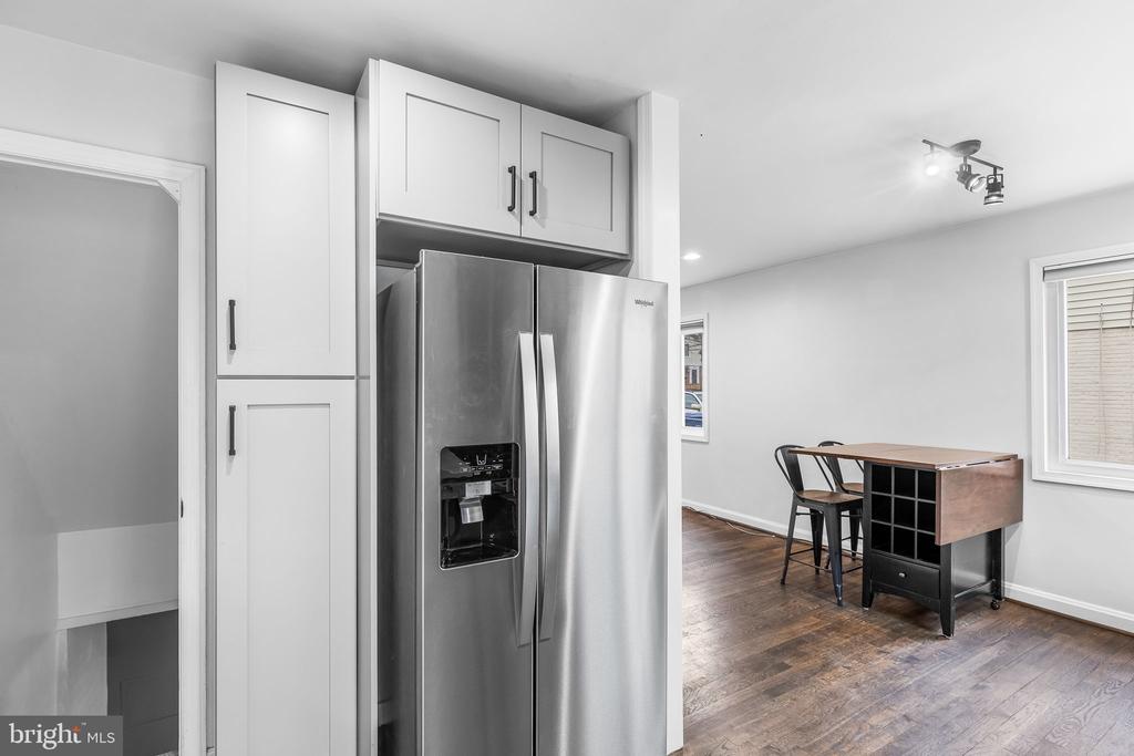 2318 RIVERVIEW TERRACE