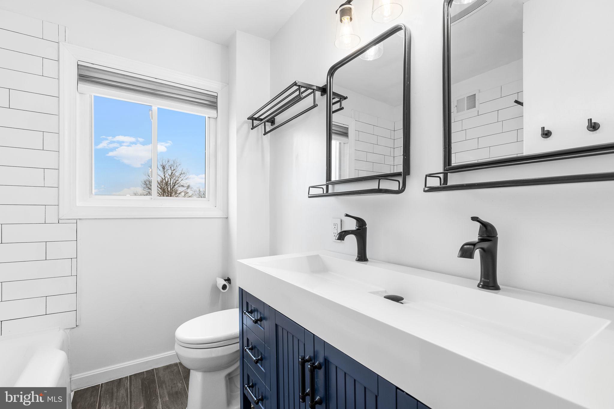 2318 RIVERVIEW TERRACE