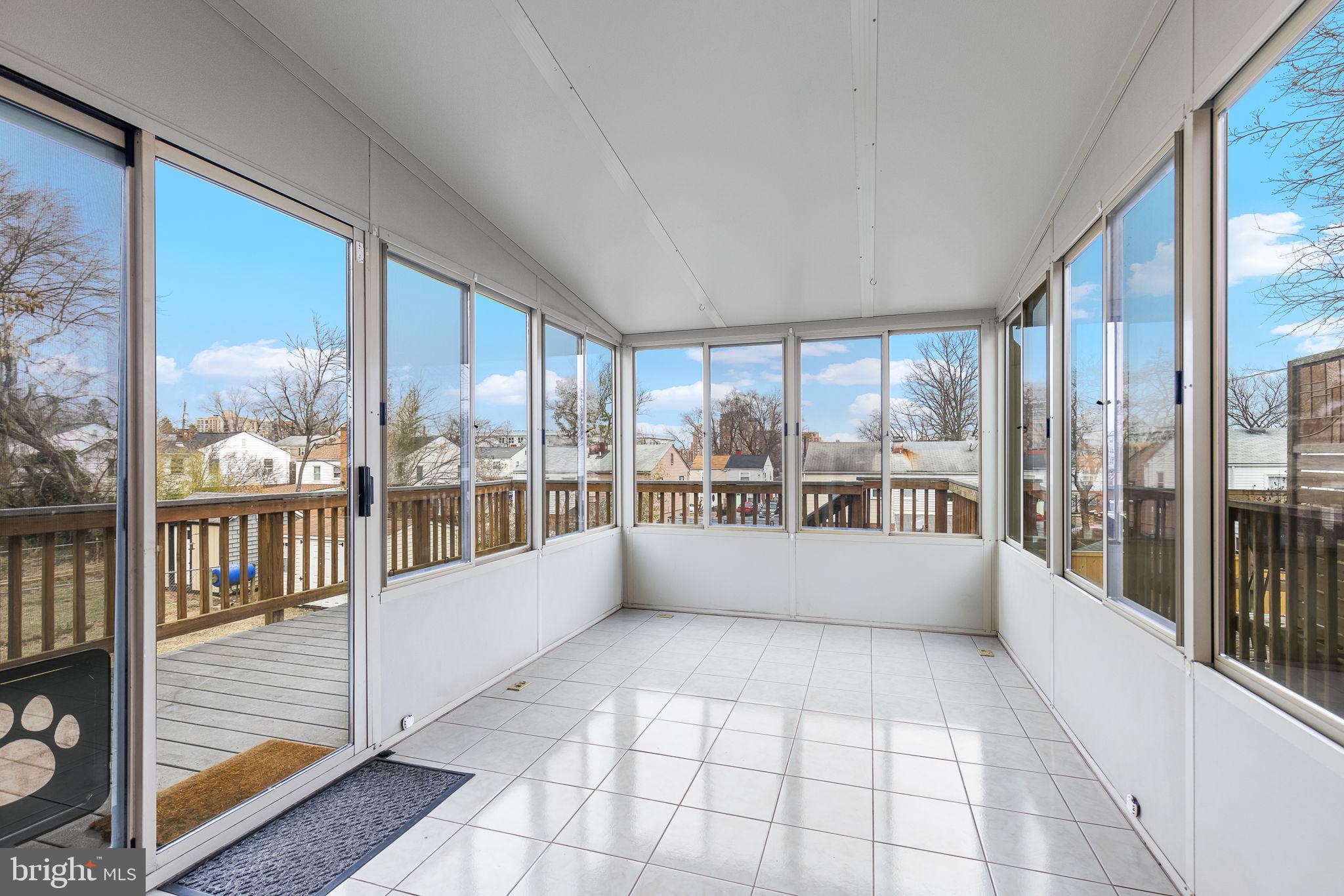 2318 RIVERVIEW TERRACE