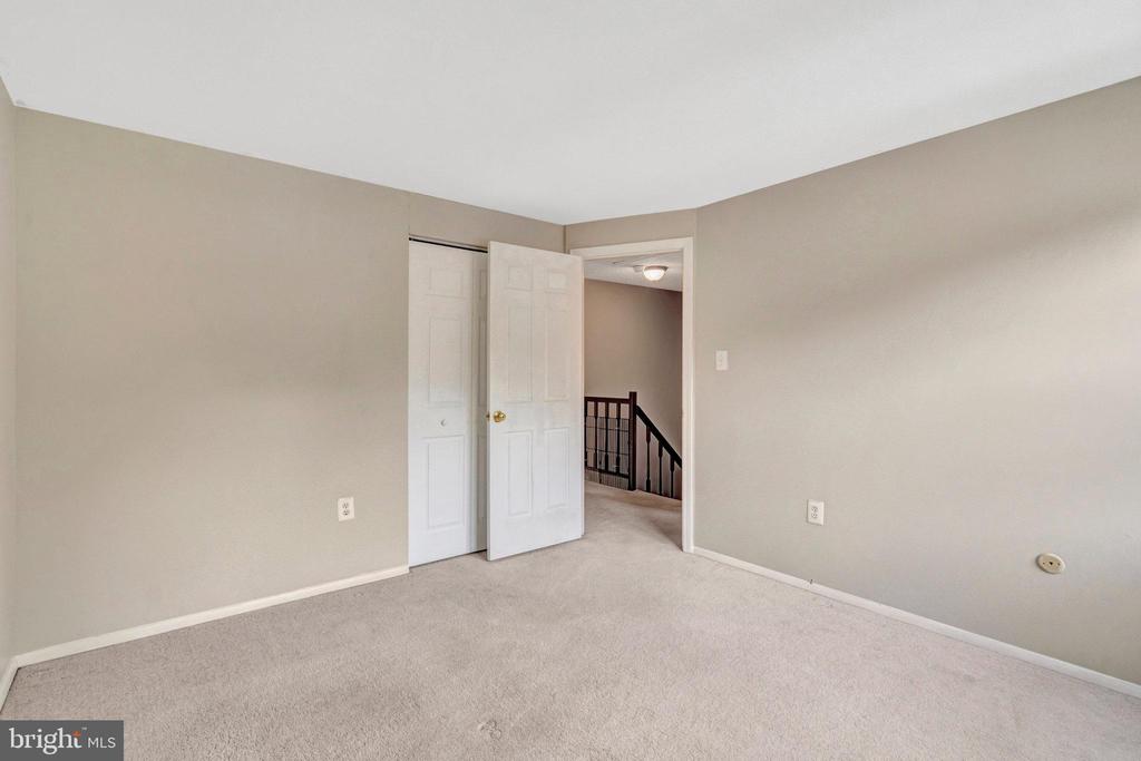 9800 TARA COURT