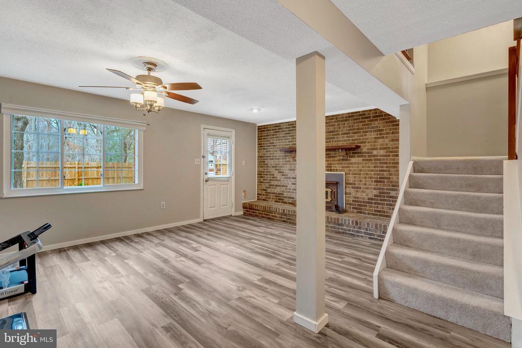9800 TARA COURT