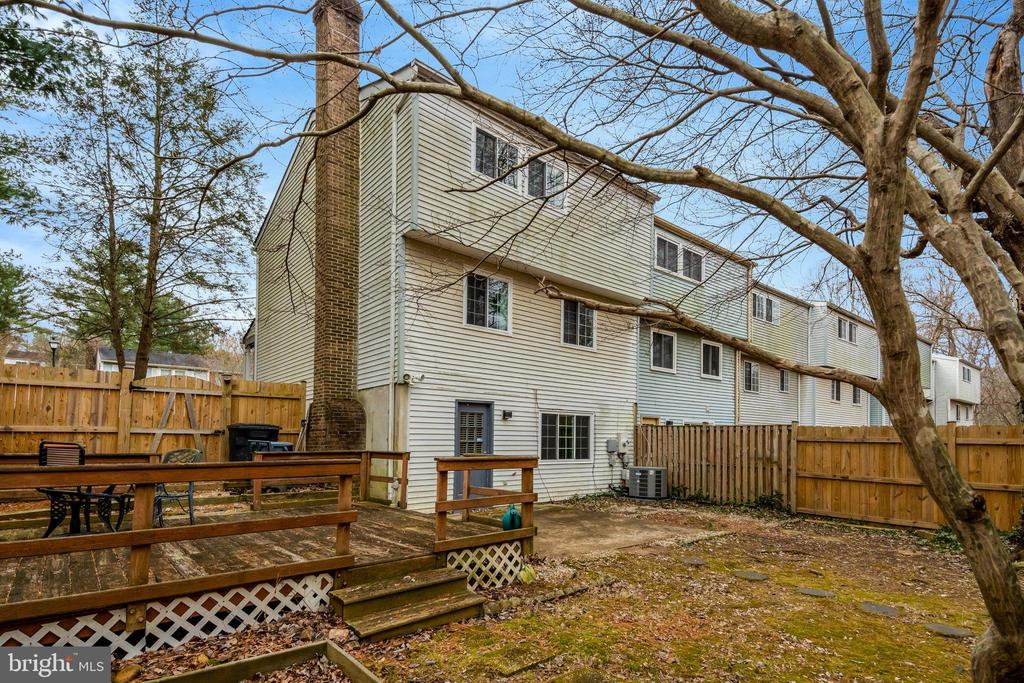 9800 TARA COURT