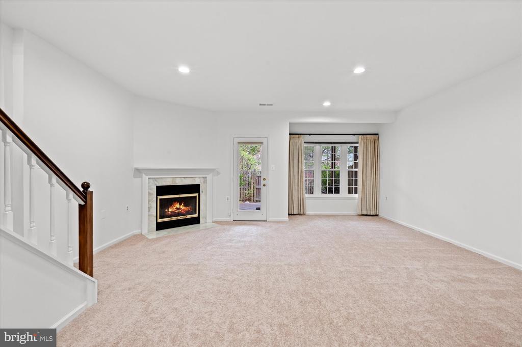 6089 TALAVERA COURT