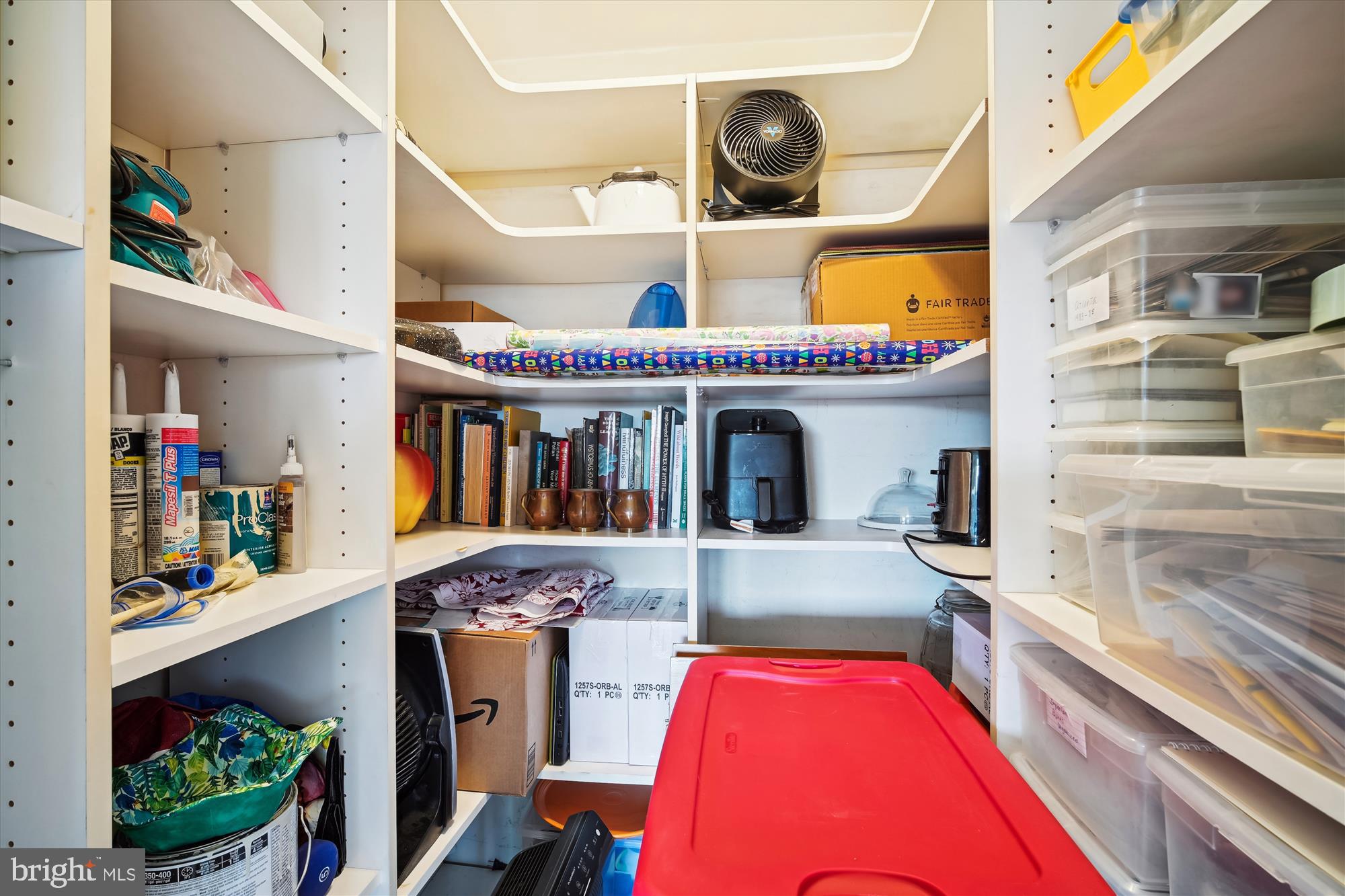 6621 WAKEFIELD DRIVE 811