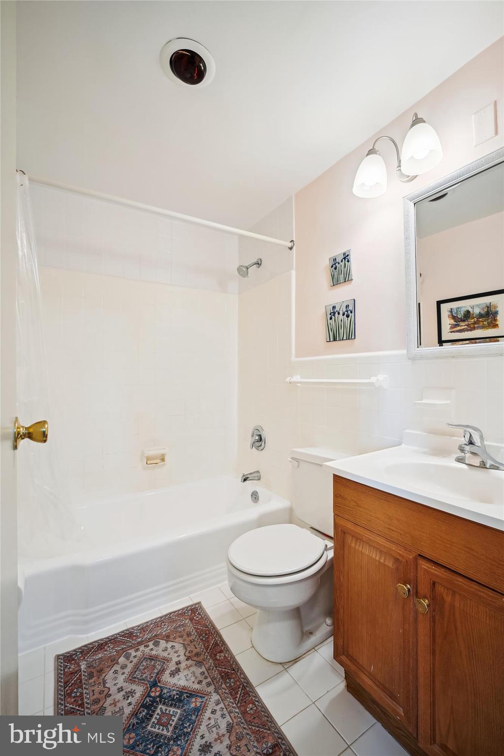 6621 WAKEFIELD DRIVE 811