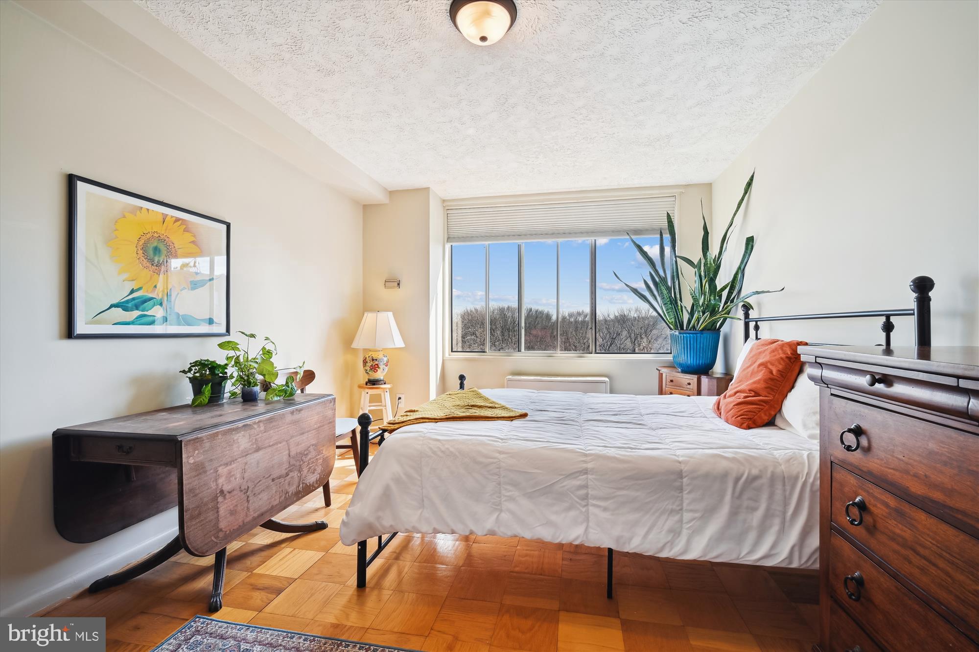 6621 WAKEFIELD DRIVE 811