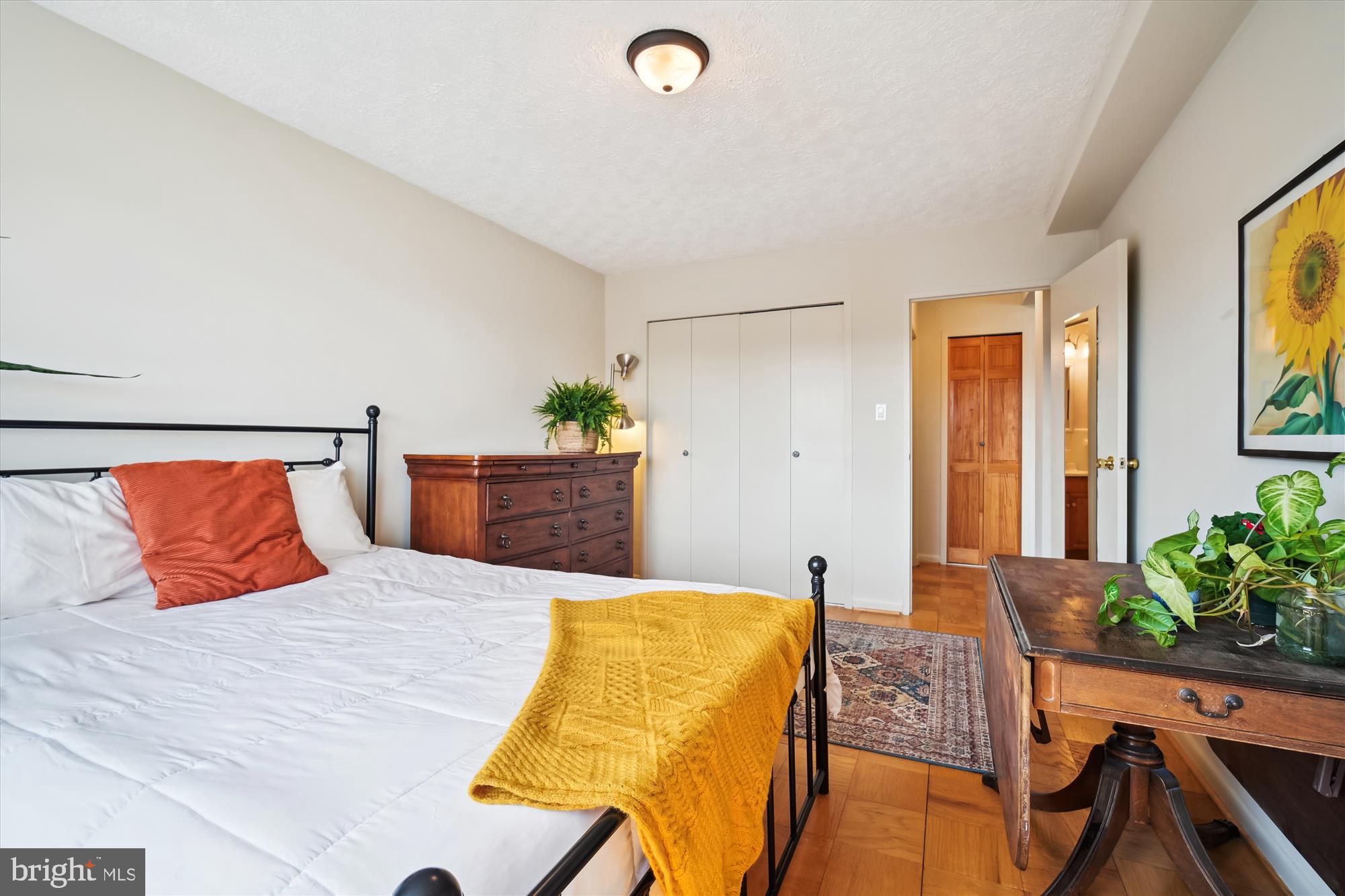 6621 WAKEFIELD DRIVE 811