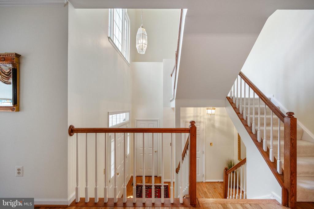 5422 CASTLE BAR LANE