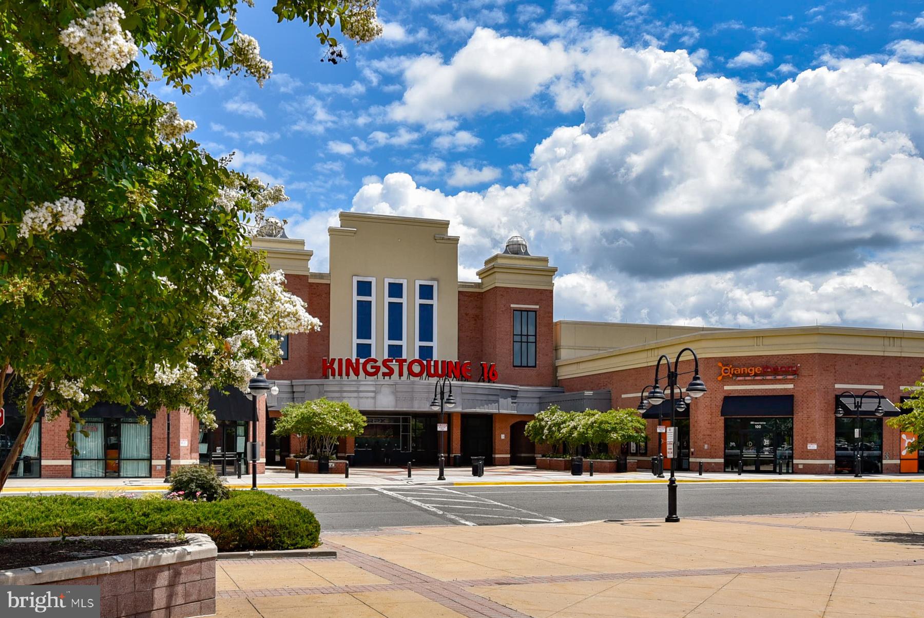 5422 CASTLE BAR LANE