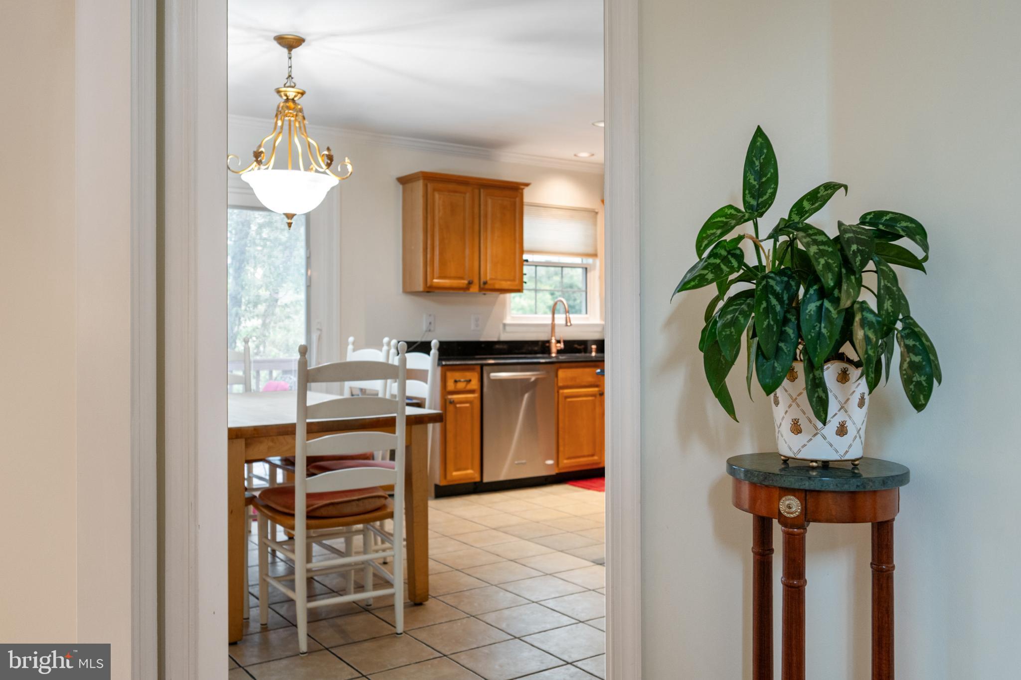 5422 CASTLE BAR LANE