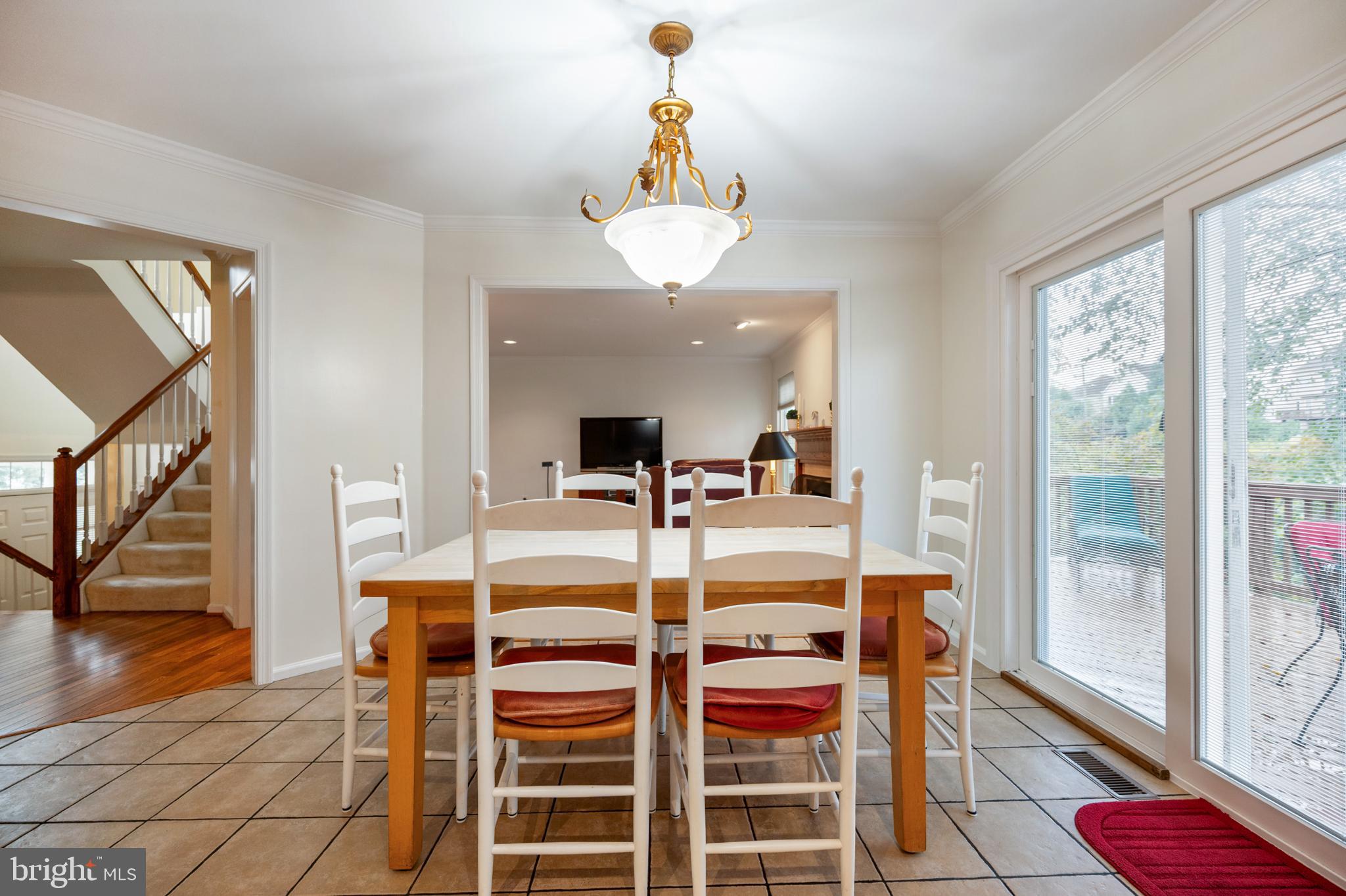 5422 CASTLE BAR LANE