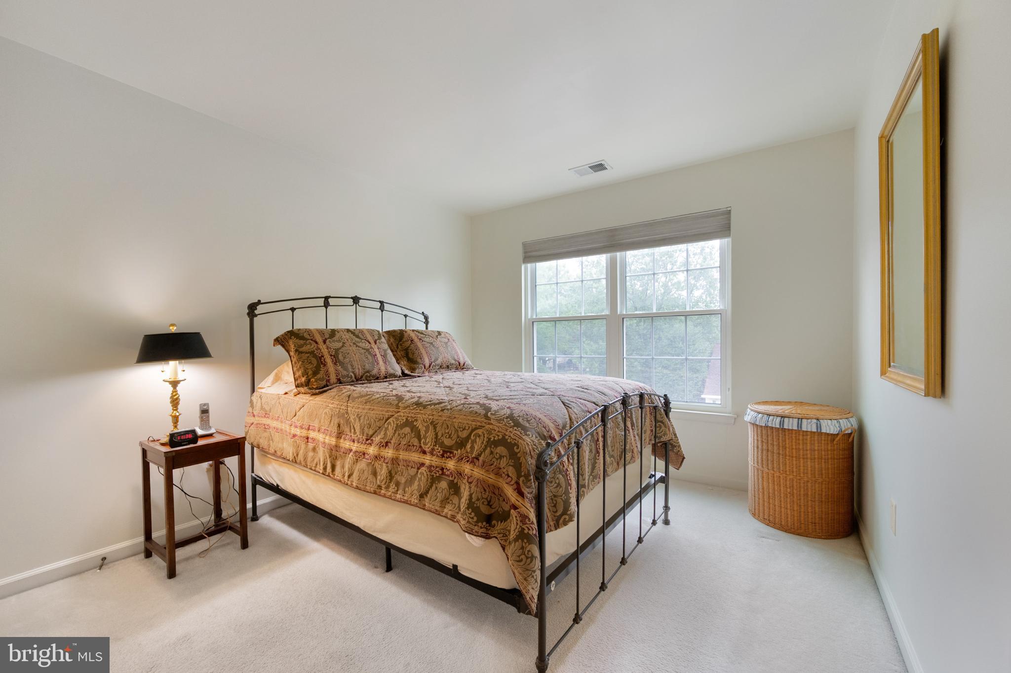 5422 CASTLE BAR LANE