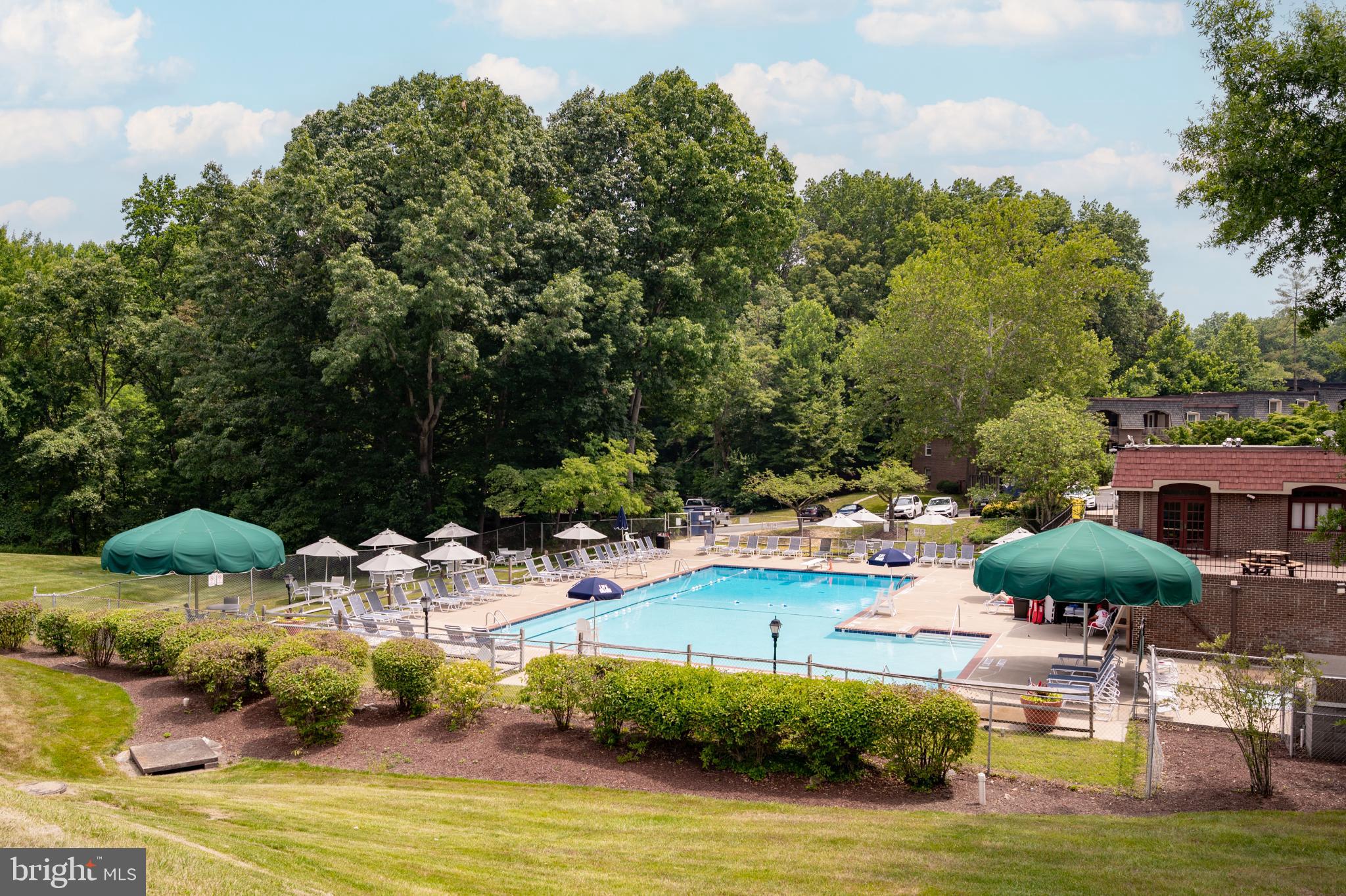 5422 CASTLE BAR LANE