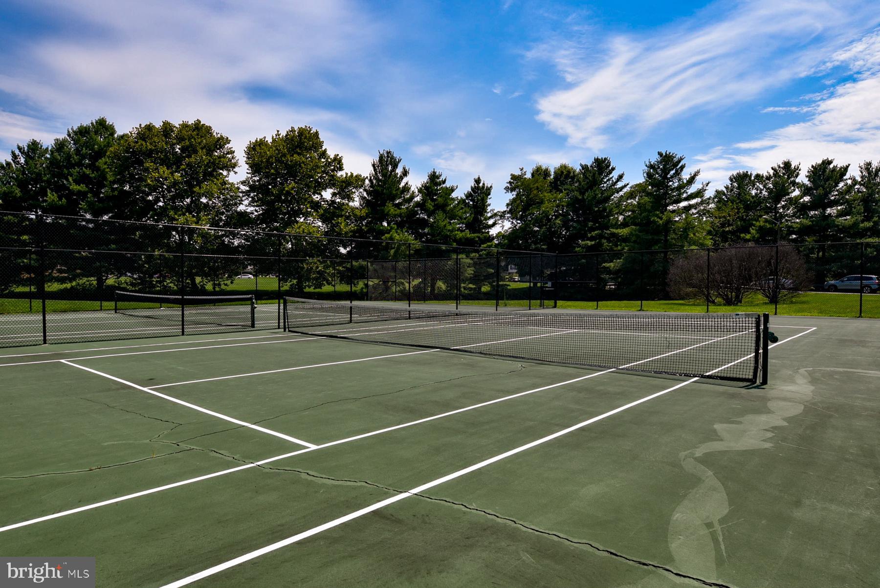 5422 CASTLE BAR LANE