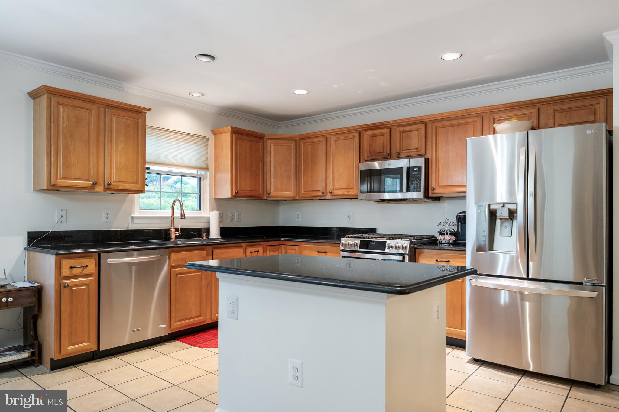 5422 CASTLE BAR LANE