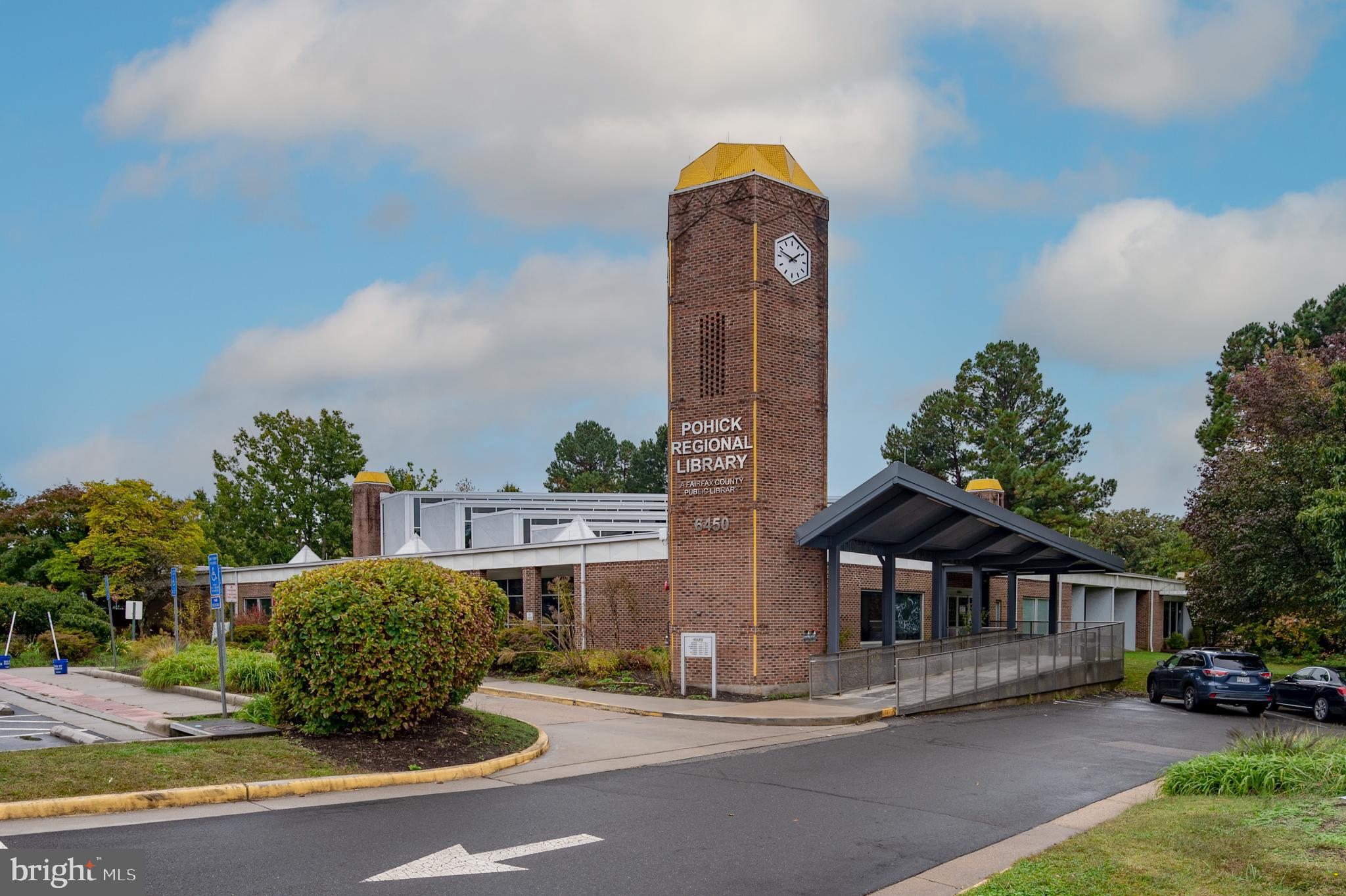 5422 CASTLE BAR LANE