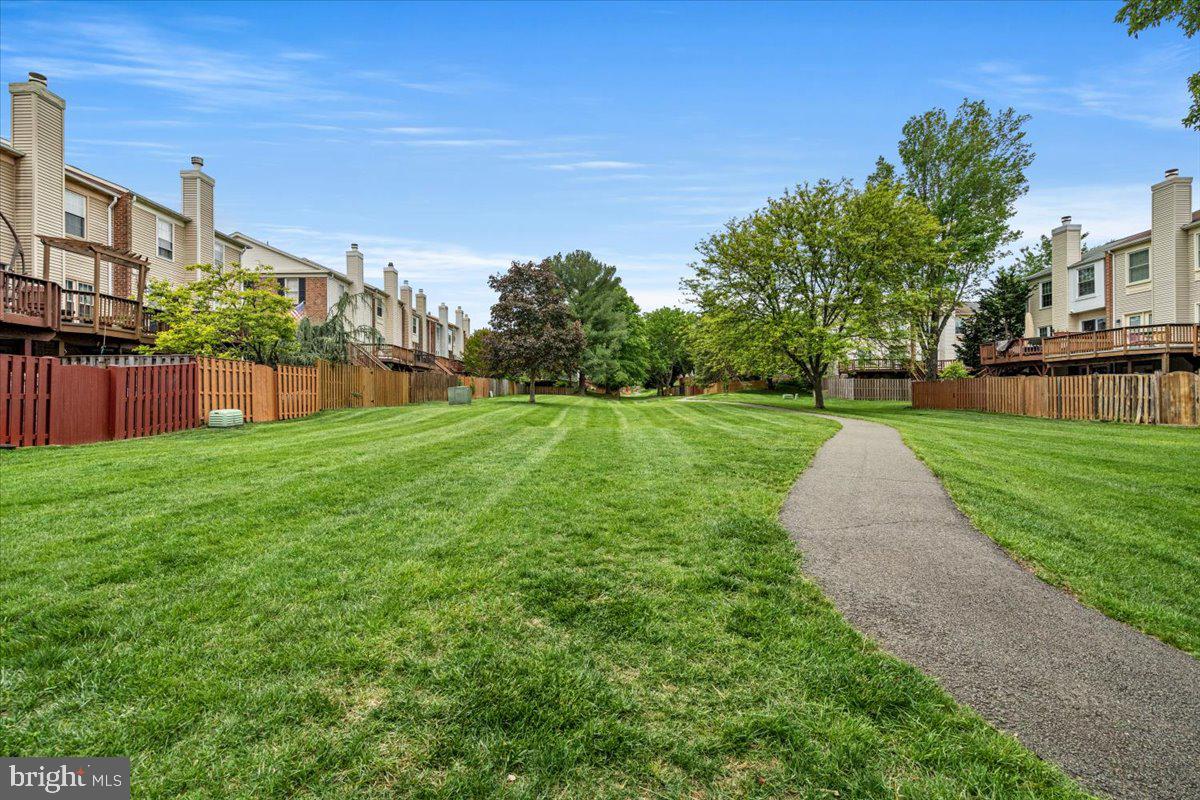 6562 SAND WEDGE COURT