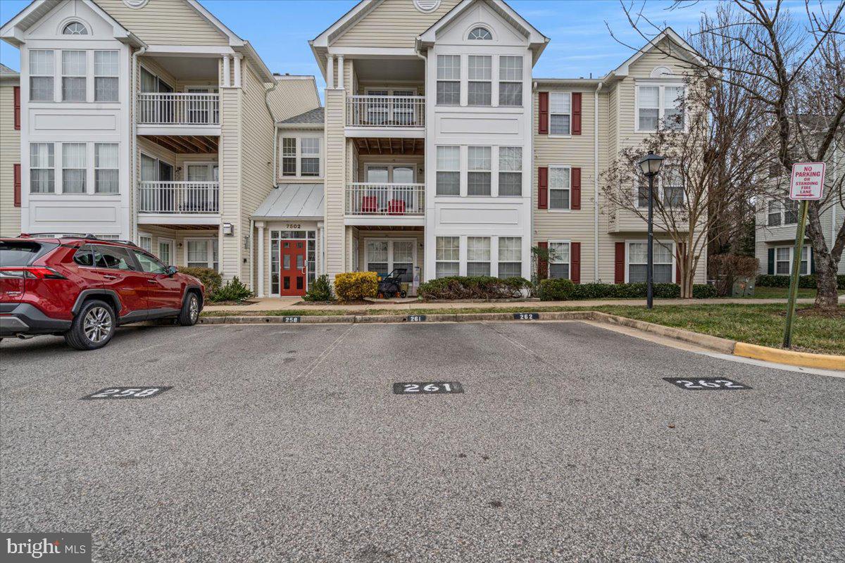 7500 CALDERON COURT J 261