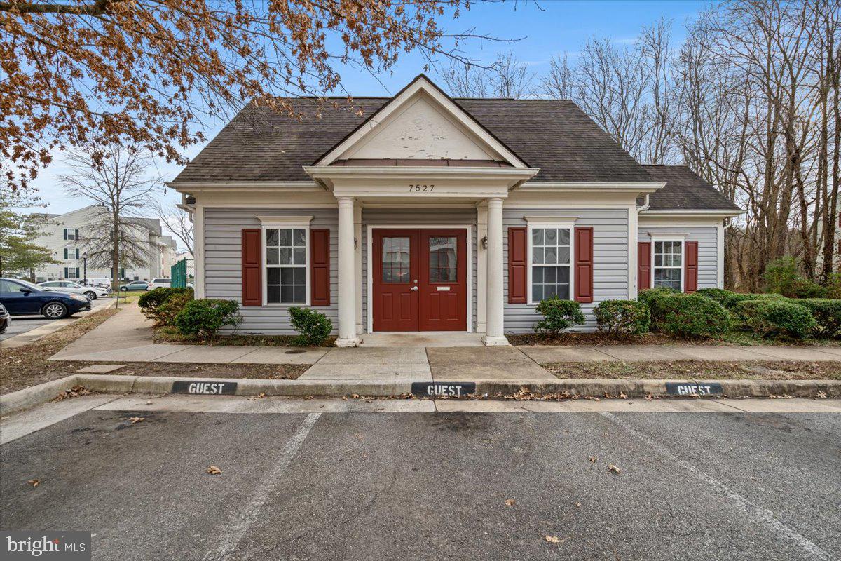 7500 CALDERON COURT J 261