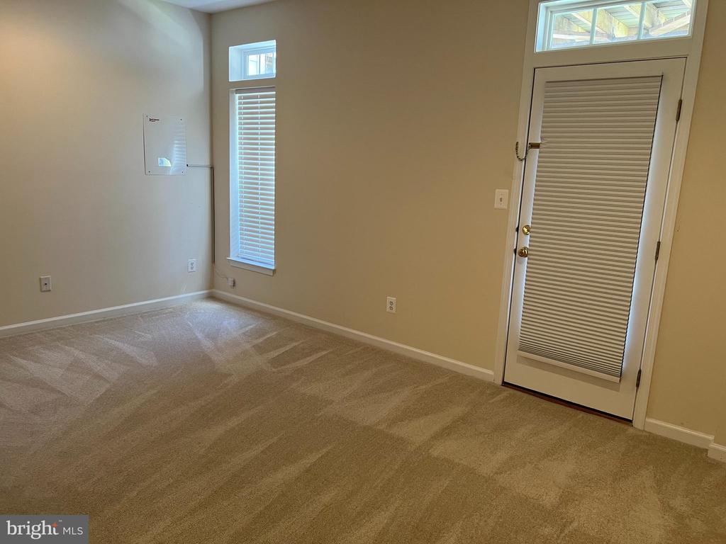 3539 ELLERY CIRCLE