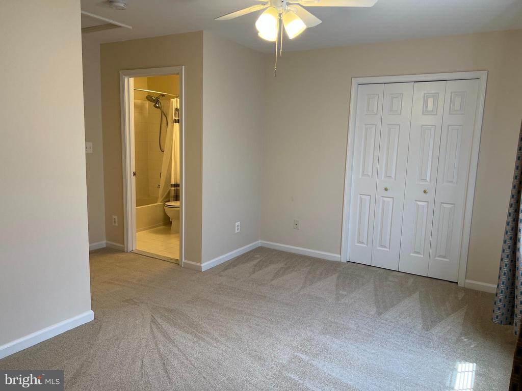 3539 ELLERY CIRCLE