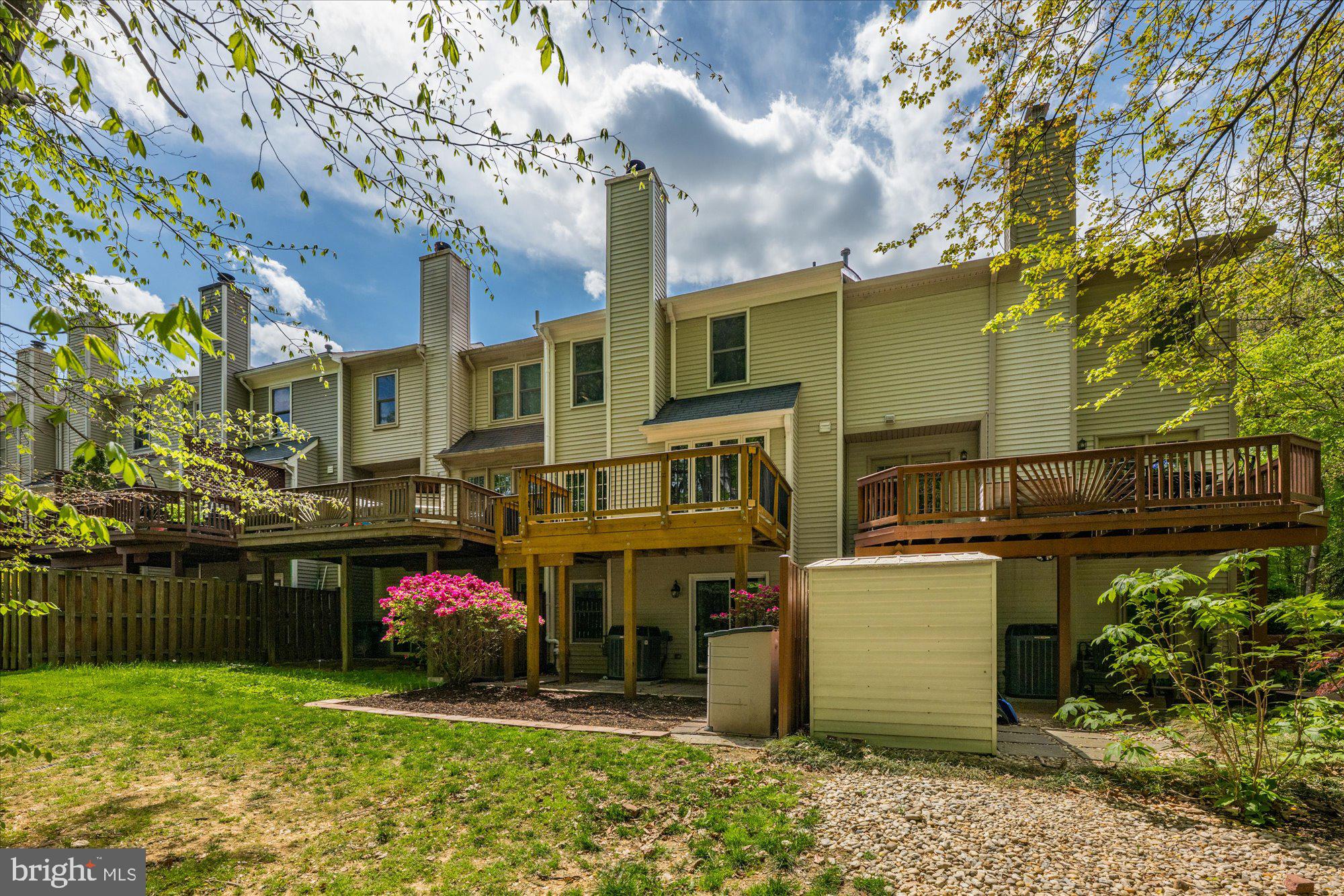 7203 BURTON HILL COURT