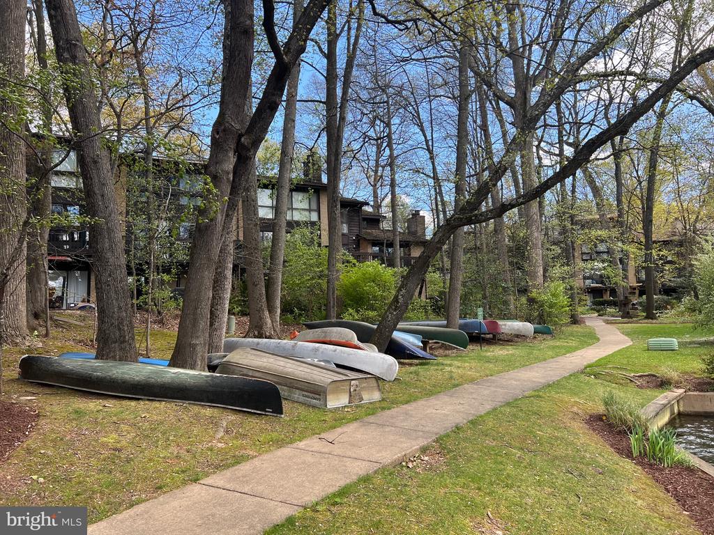 2029 LAKEBREEZE WAY