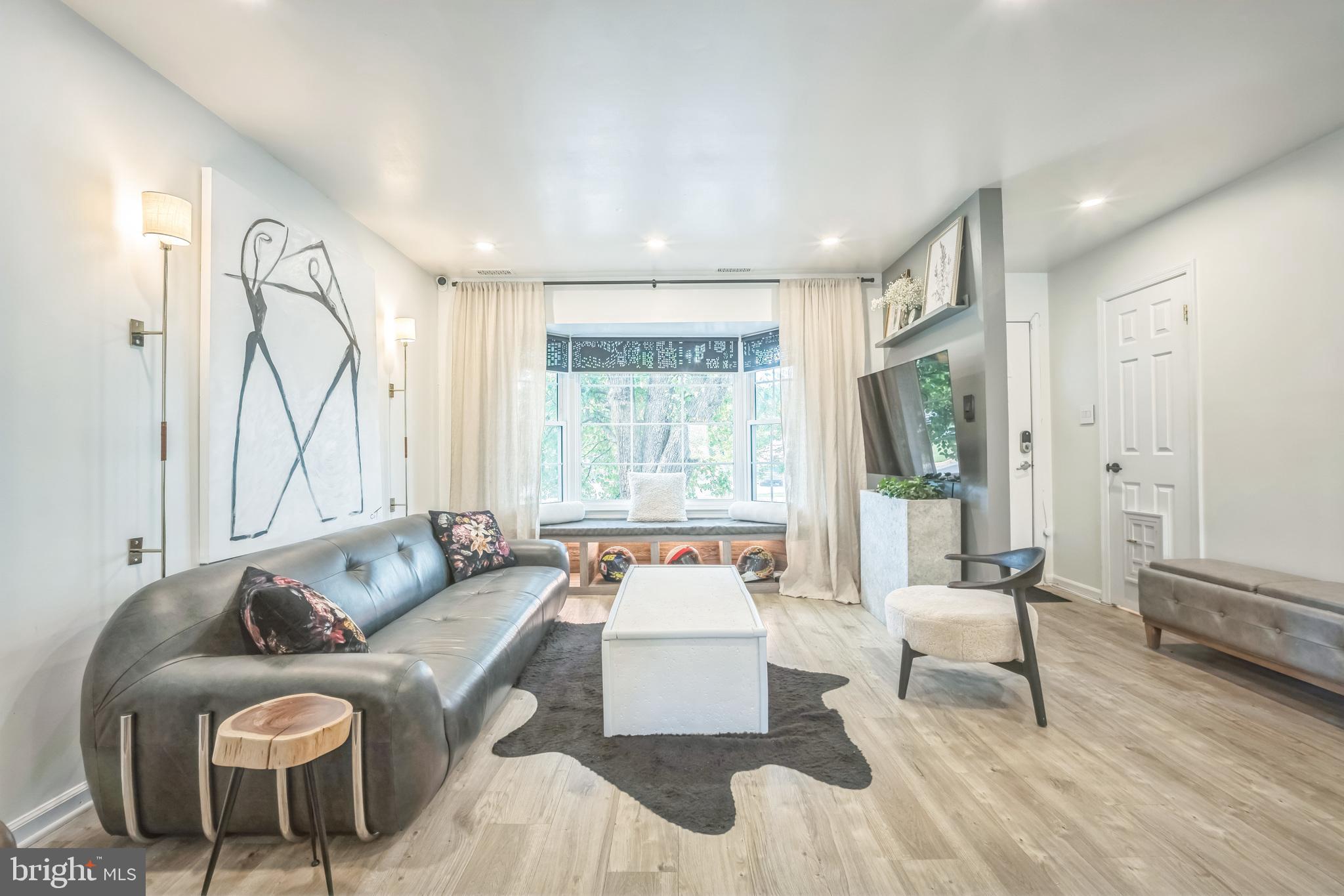 4113 PLACID LAKE COURT