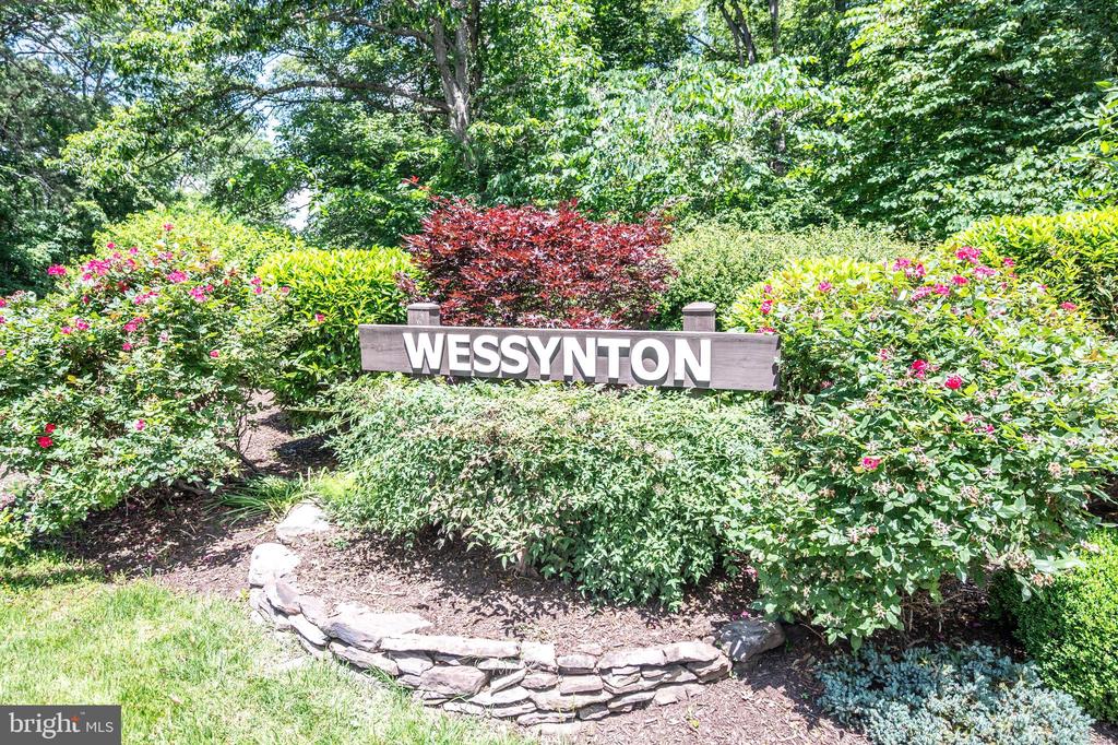 3200 WESSYNTON WAY