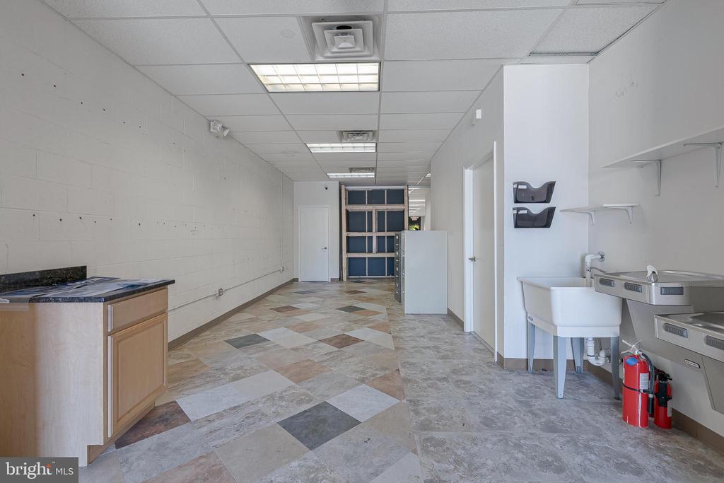 7200 TELEGRAPH SQUARE DRIVE R 7200R