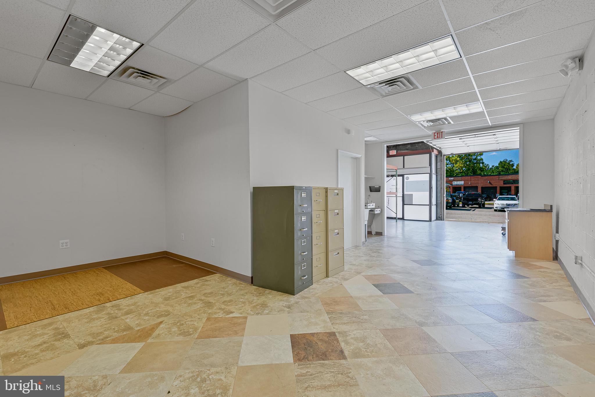 7200 TELEGRAPH SQUARE DRIVE R 7200R