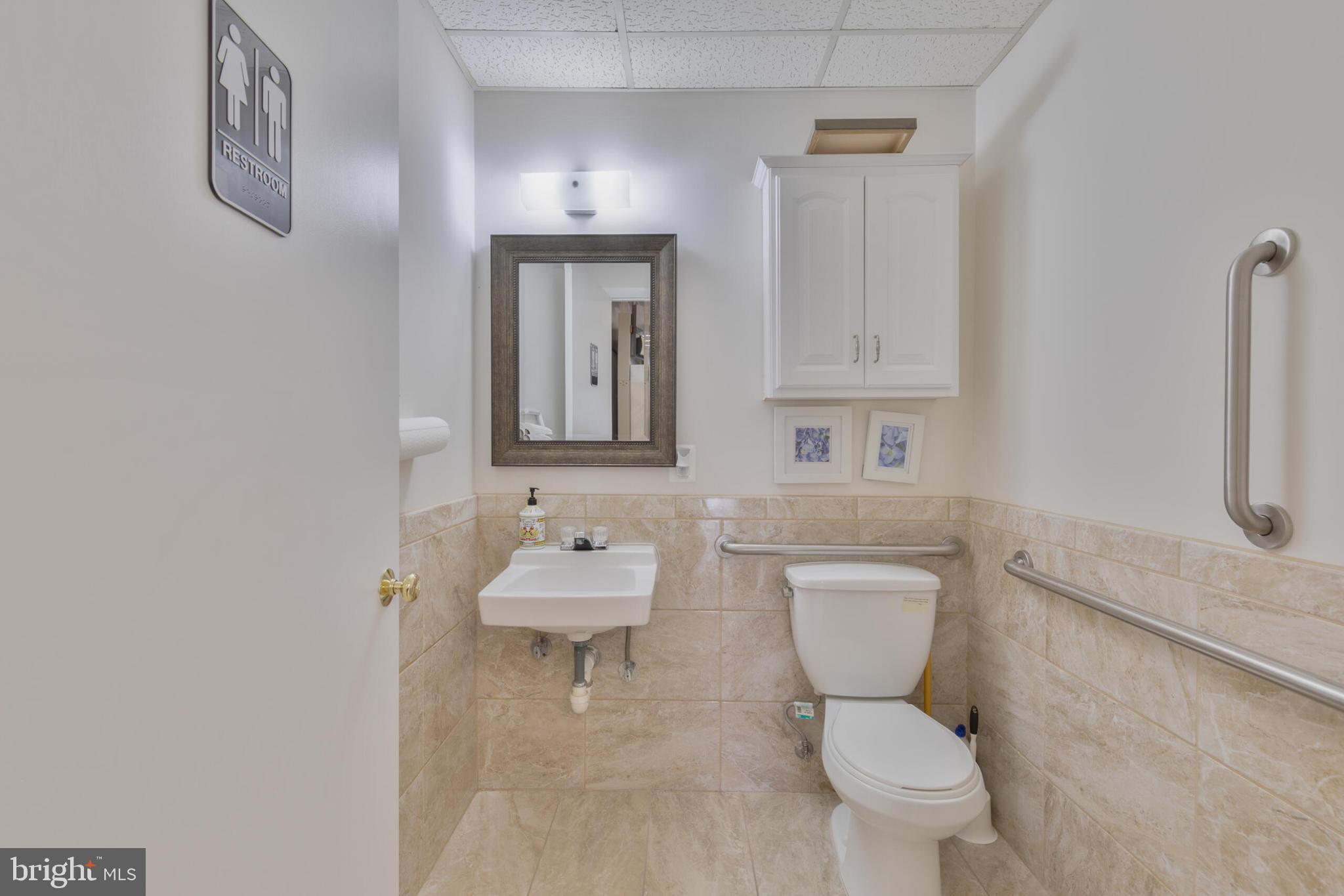 7200 TELEGRAPH SQUARE DRIVE R 7200R