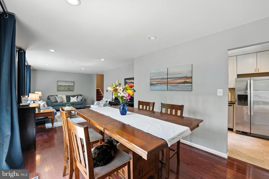 5105 LINETTE LANE