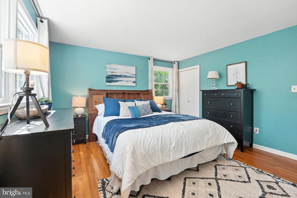 5105 LINETTE LANE