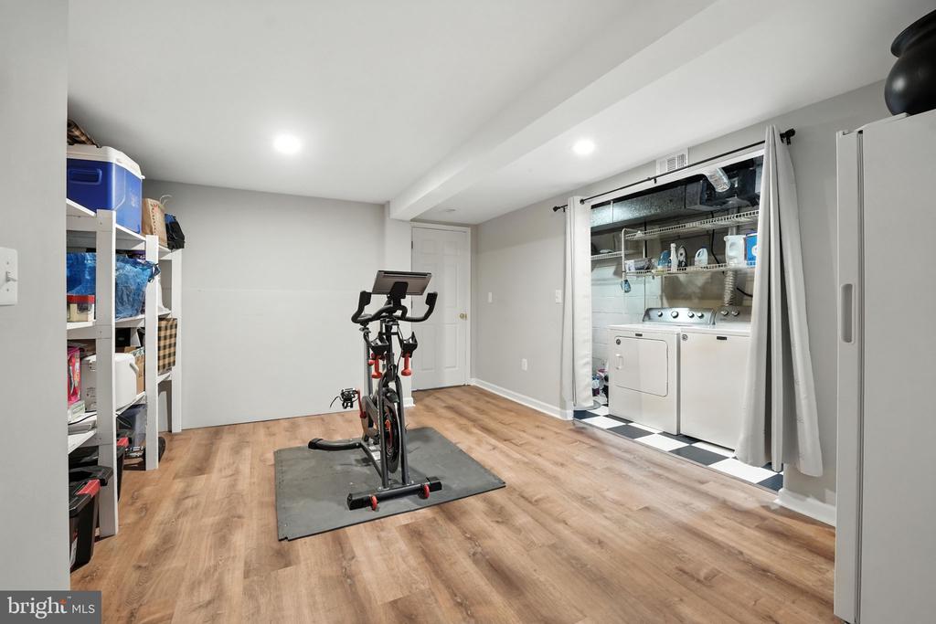 5105 LINETTE LANE