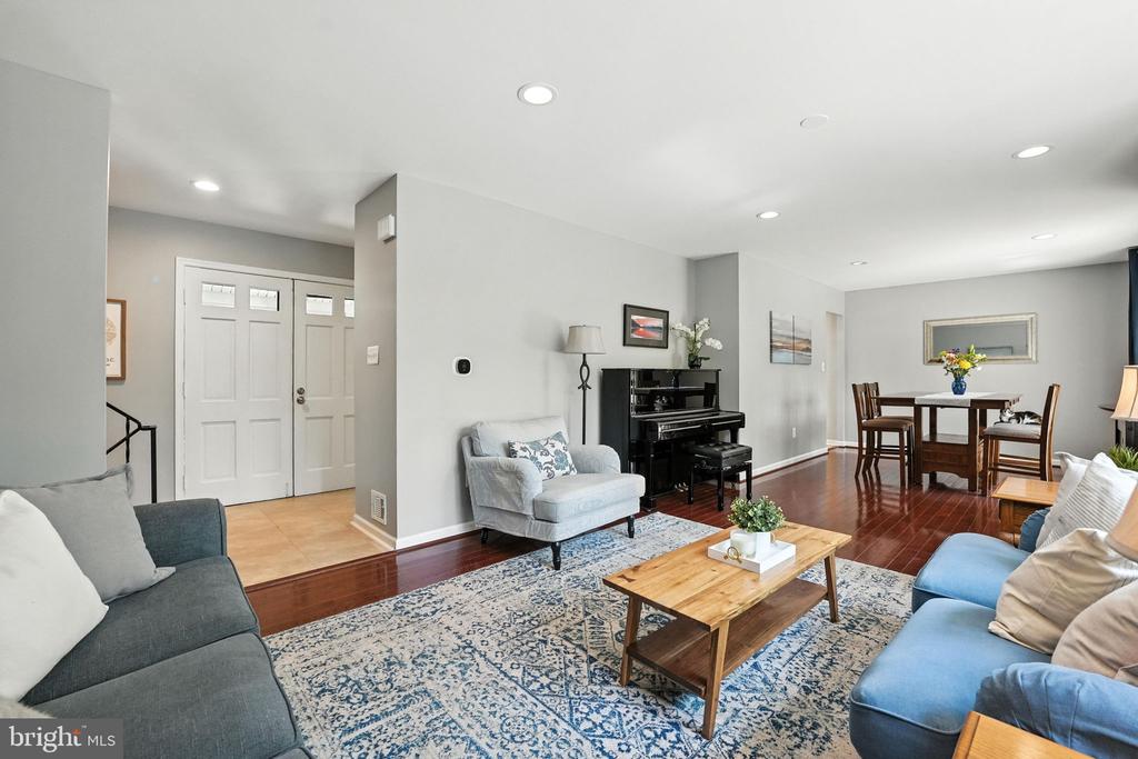 5105 LINETTE LANE