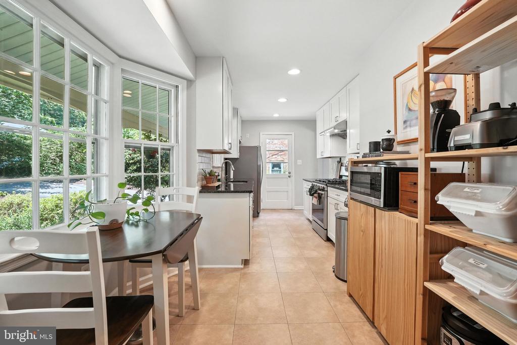 5105 LINETTE LANE
