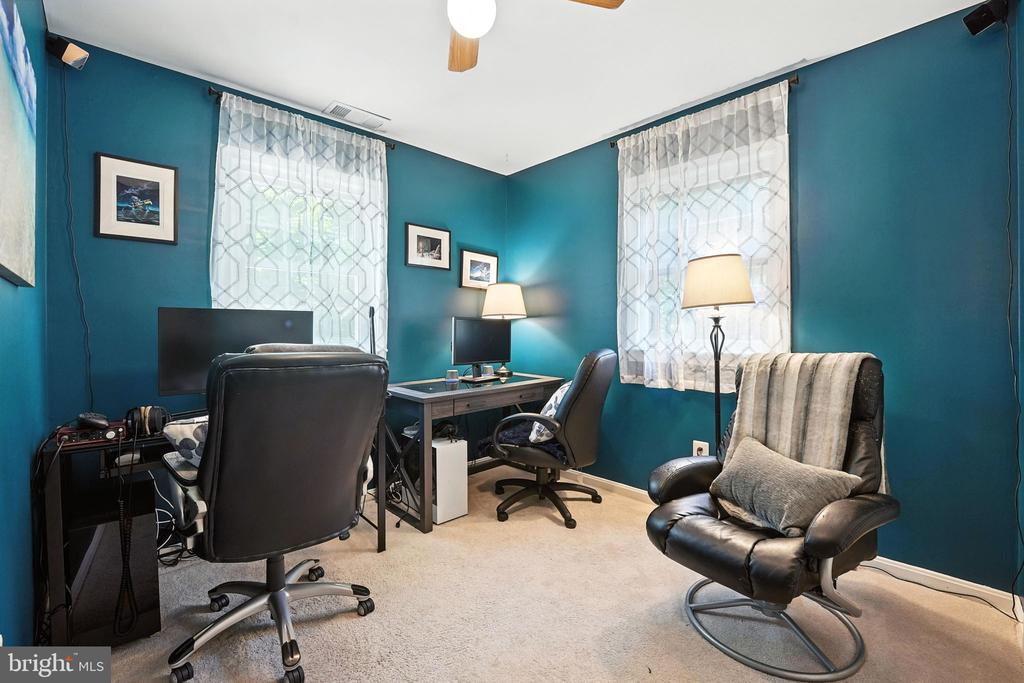 5105 LINETTE LANE