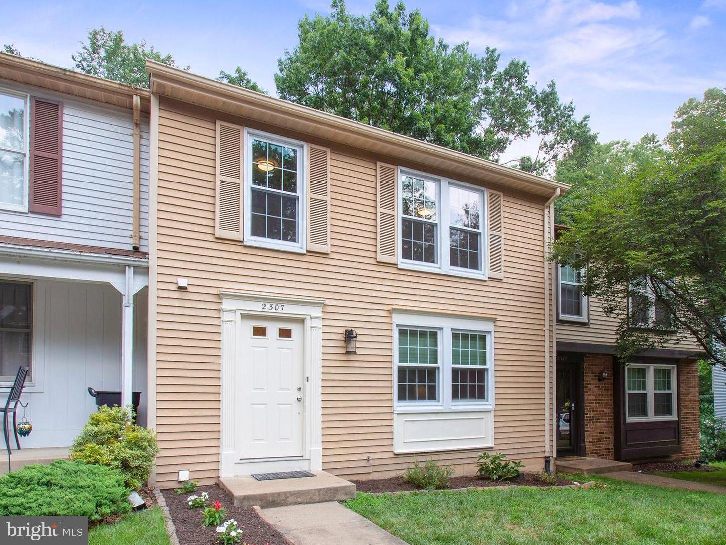 2307 MIDDLE CREEK LANE