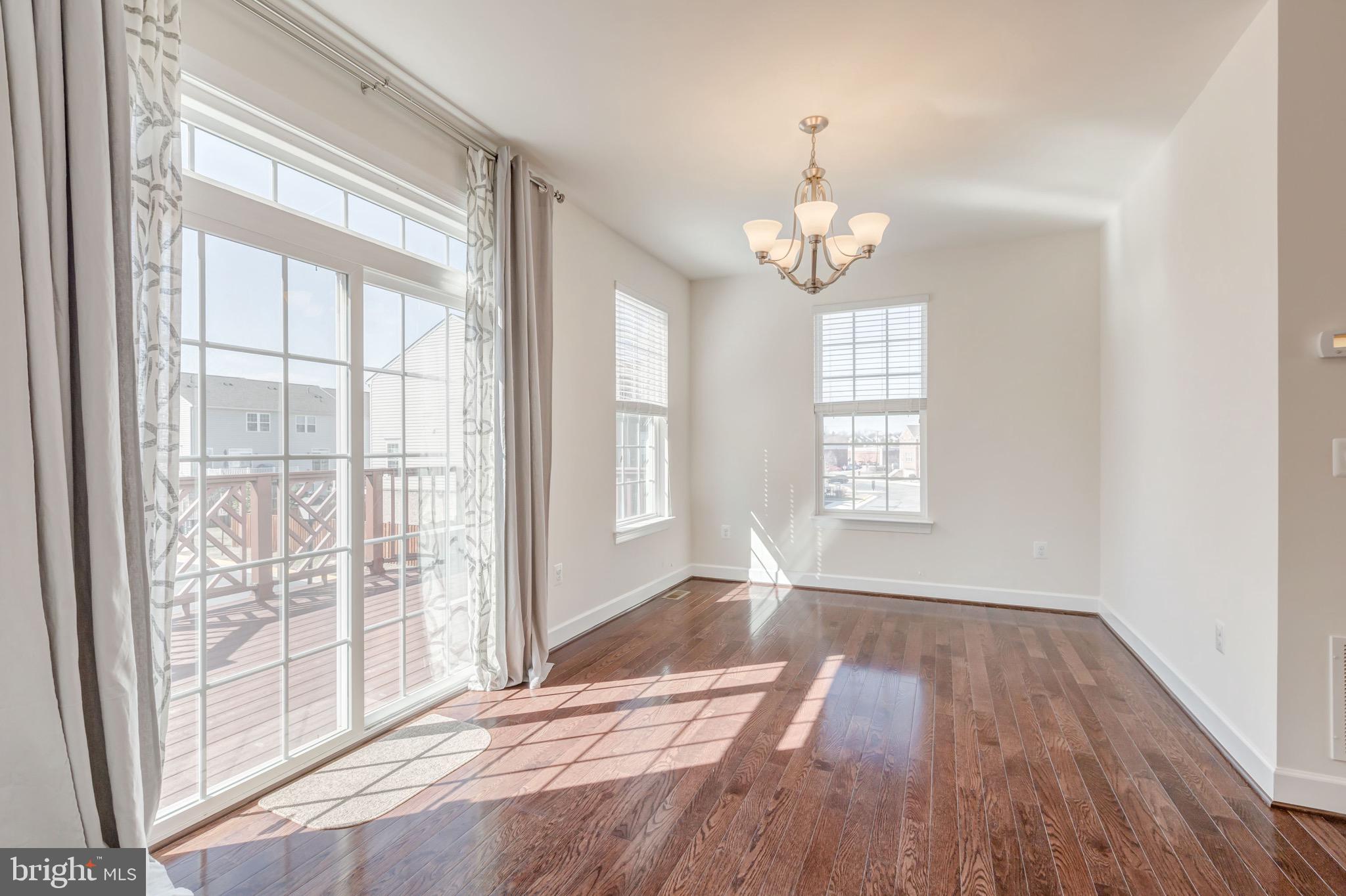 6266 SUMMIT POINT COURT