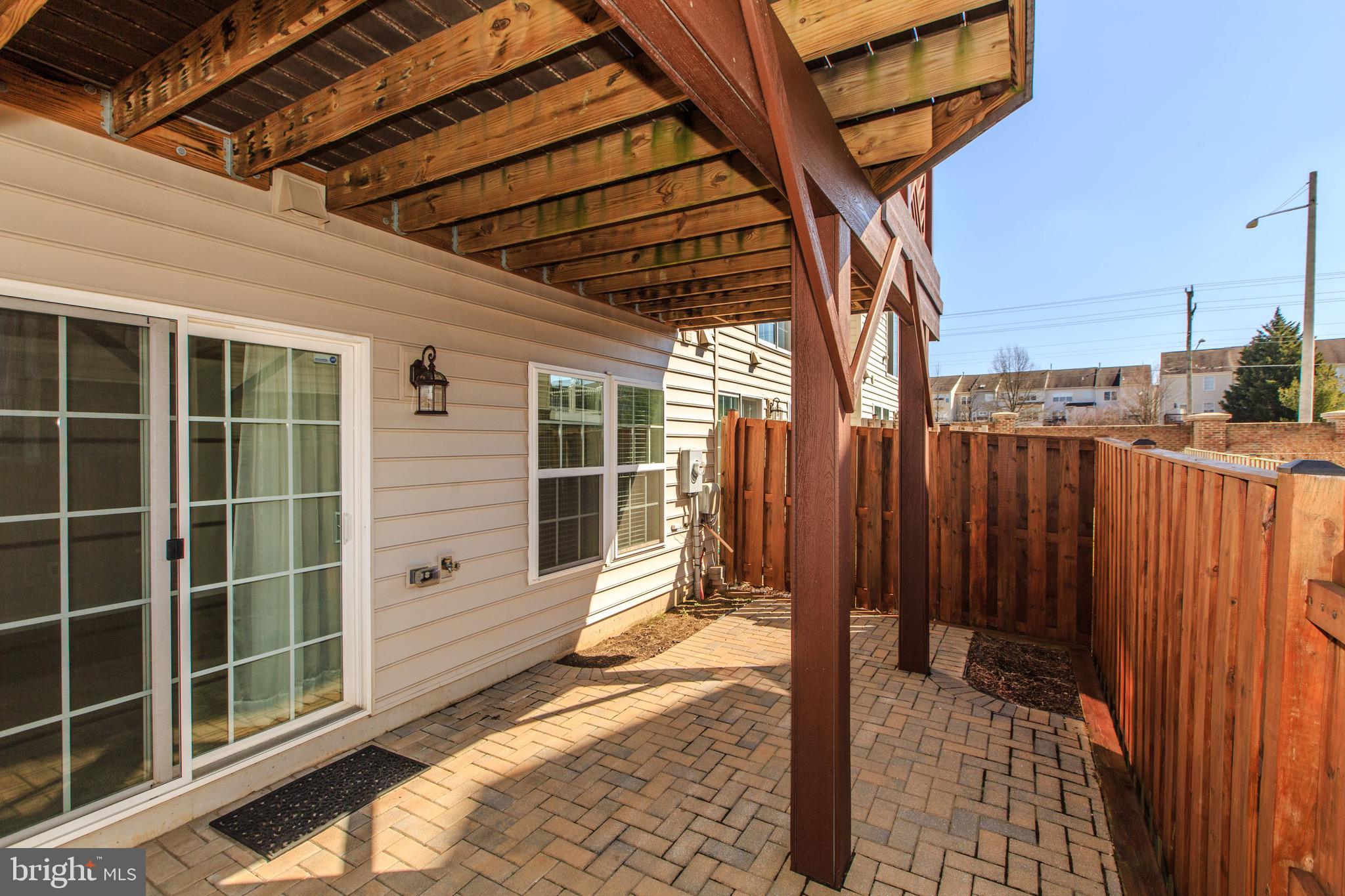 6266 SUMMIT POINT COURT