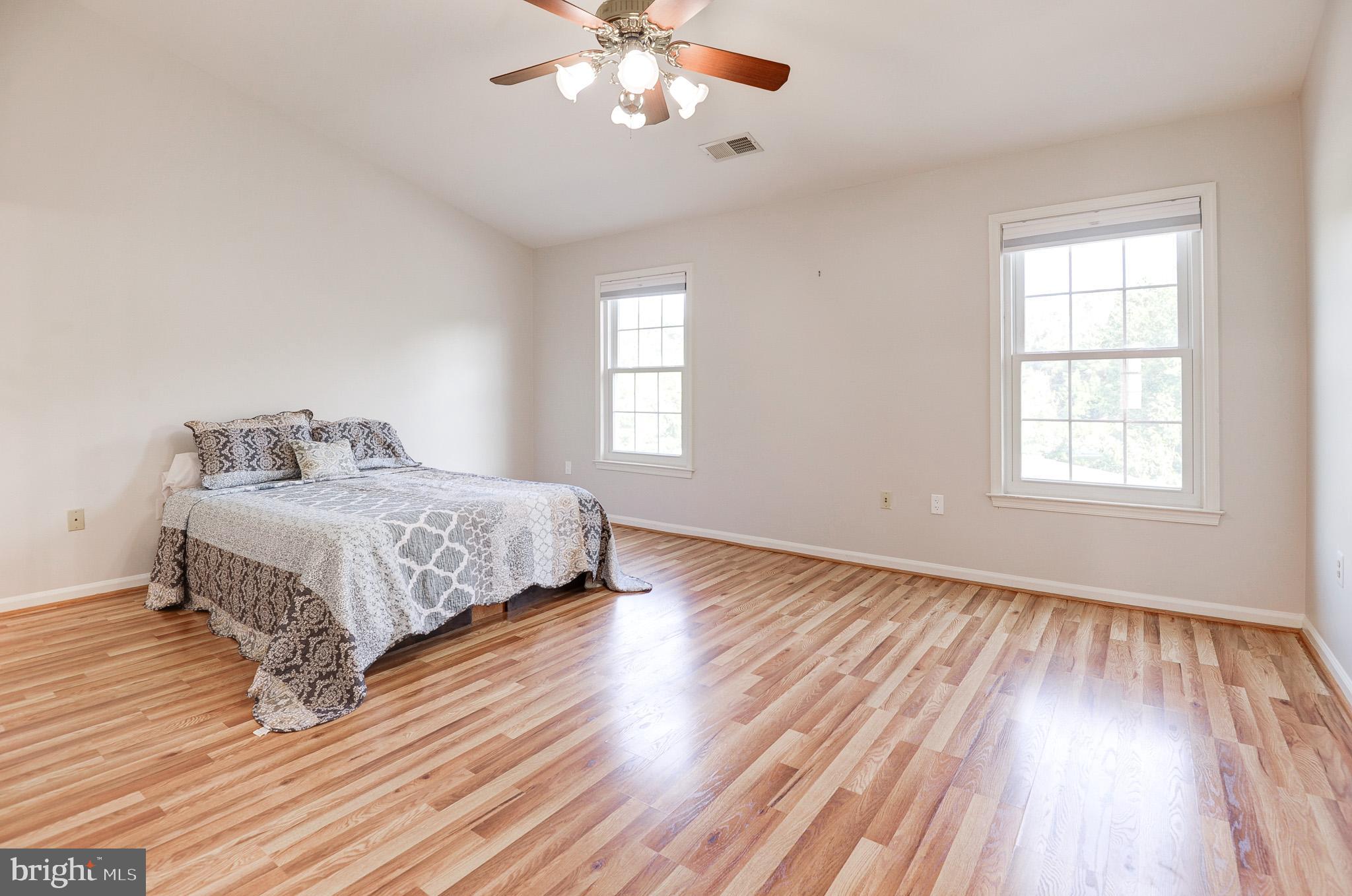 8632 BEECH HOLLOW LANE