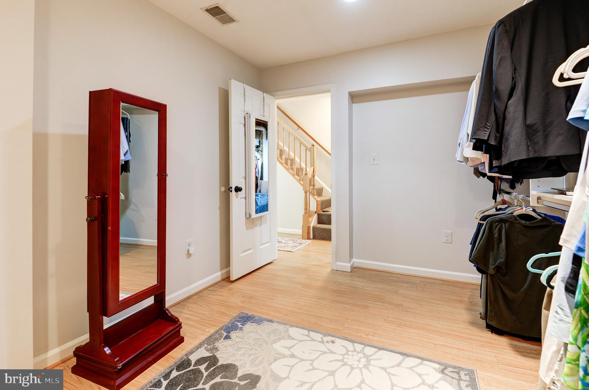 8632 BEECH HOLLOW LANE